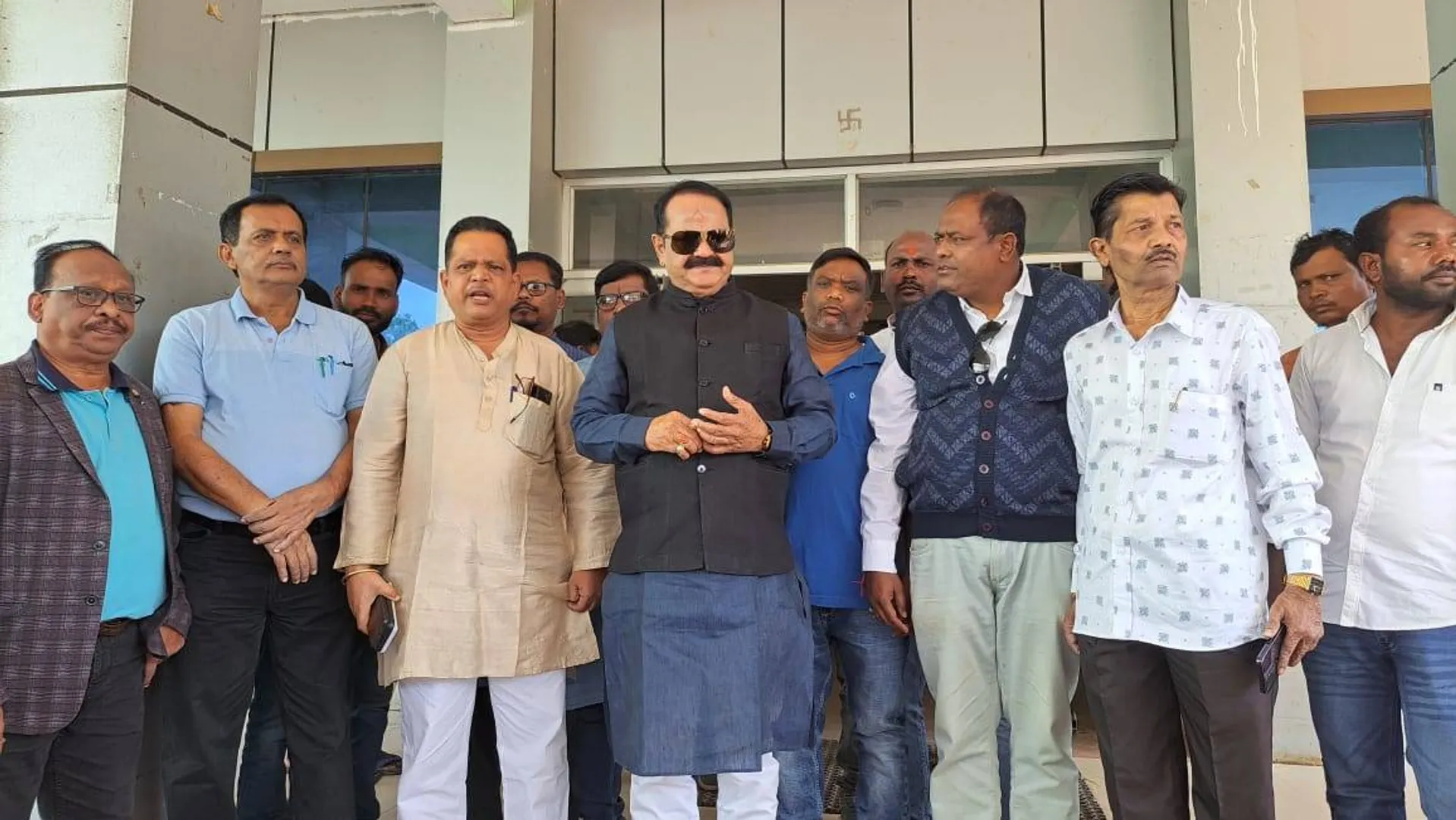 ରାଇଘର ୬ଷ୍ଠ ଶ୍ରେଣୀଛାତ୍ରୀଙ୍କୁ ଗଣଦୁଷ୍କର୍ମ ମାମଲା: ନବରଙ୍ଗପୁରରେ କଂଗ୍ରେସର ତଥ୍ୟ ଅନୁସନ୍ଧାନକାରୀ କମିଟି