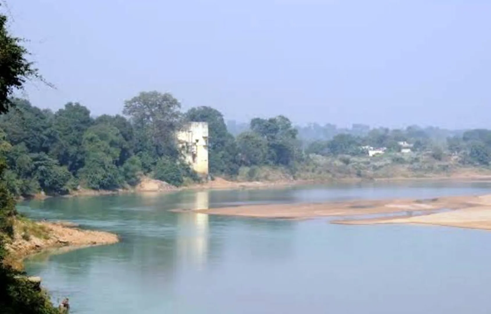 ବ୍ରାହ୍ମଣୀ ପ୍ରତି ବିପଦ ଘନଉଛି: ବର୍ଷର ଅଧାଦିନ ନଦୀ ପେଟ ଖାଲି