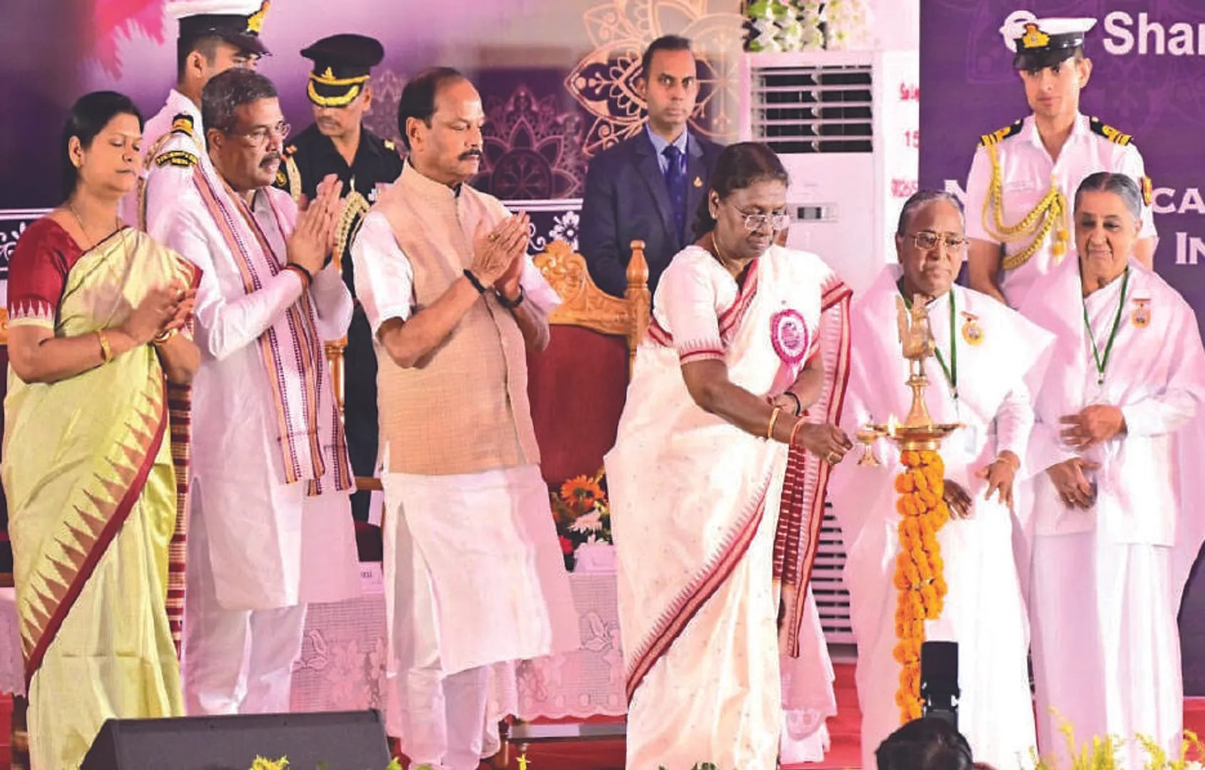 ମାତୃଭାଷାର ସ୍ଥାନ ନନେଉ ବିଦେଶୀ ଭାଷା: ରାଷ୍ଟ୍ରପତି