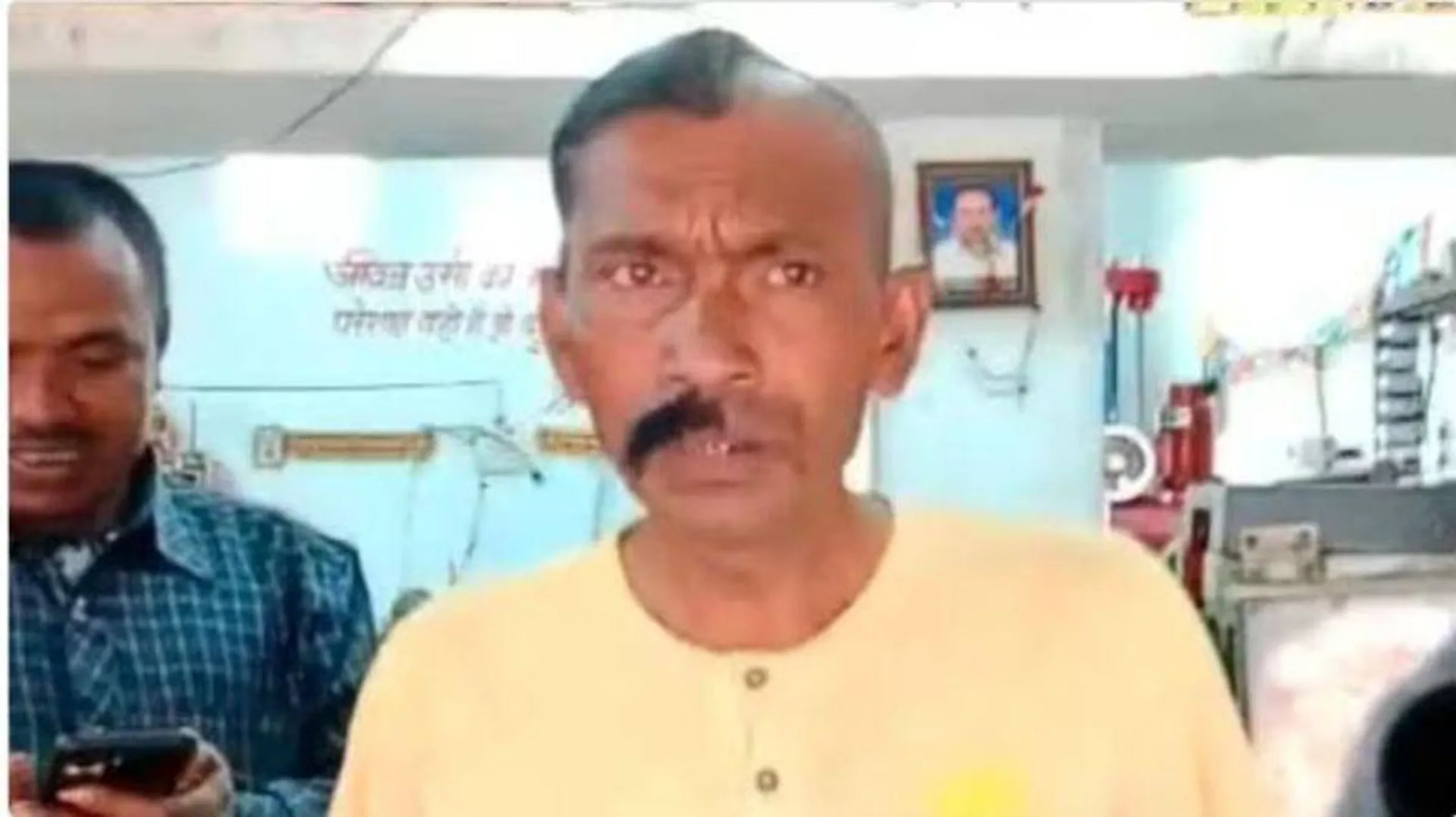 ବିଜେପି ପ୍ରାର୍ଥୀ ହାରିଯିବା ମହଙ୍ଗା ପଡ଼ିଲା; ବାଜି ଲଗାଇଥିବା ବ୍ୟକ୍ତି କାଟିଲେ ଅଧା ମୁଣ୍ଡବାଳ ଓ ନିଶ