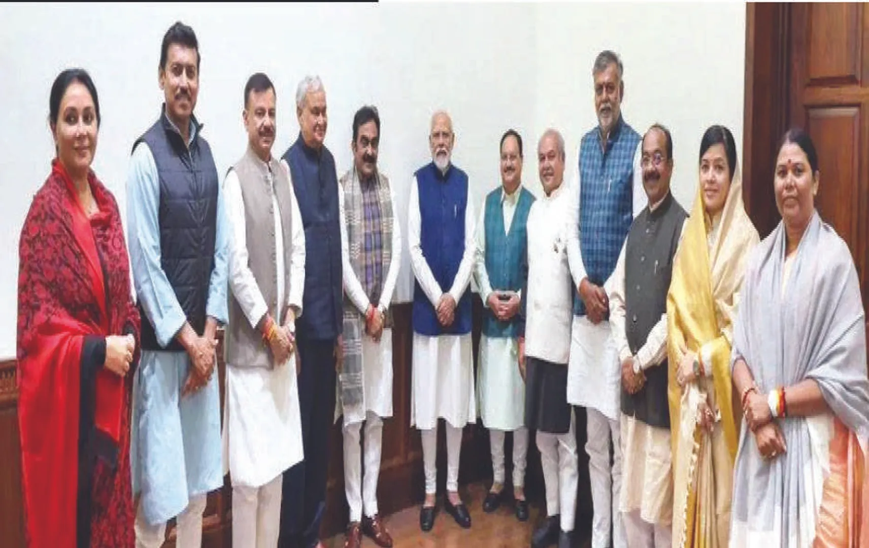 ମୁଖ୍ୟମନ୍ତ୍ରୀ ପଦ ଲାଗି ନୂଆ ଚେହେରା ଖୋଜା: ଇସ୍ତଫା ଦେଲେ ବିଜେପିର  ୧୦ ସାଂସଦ