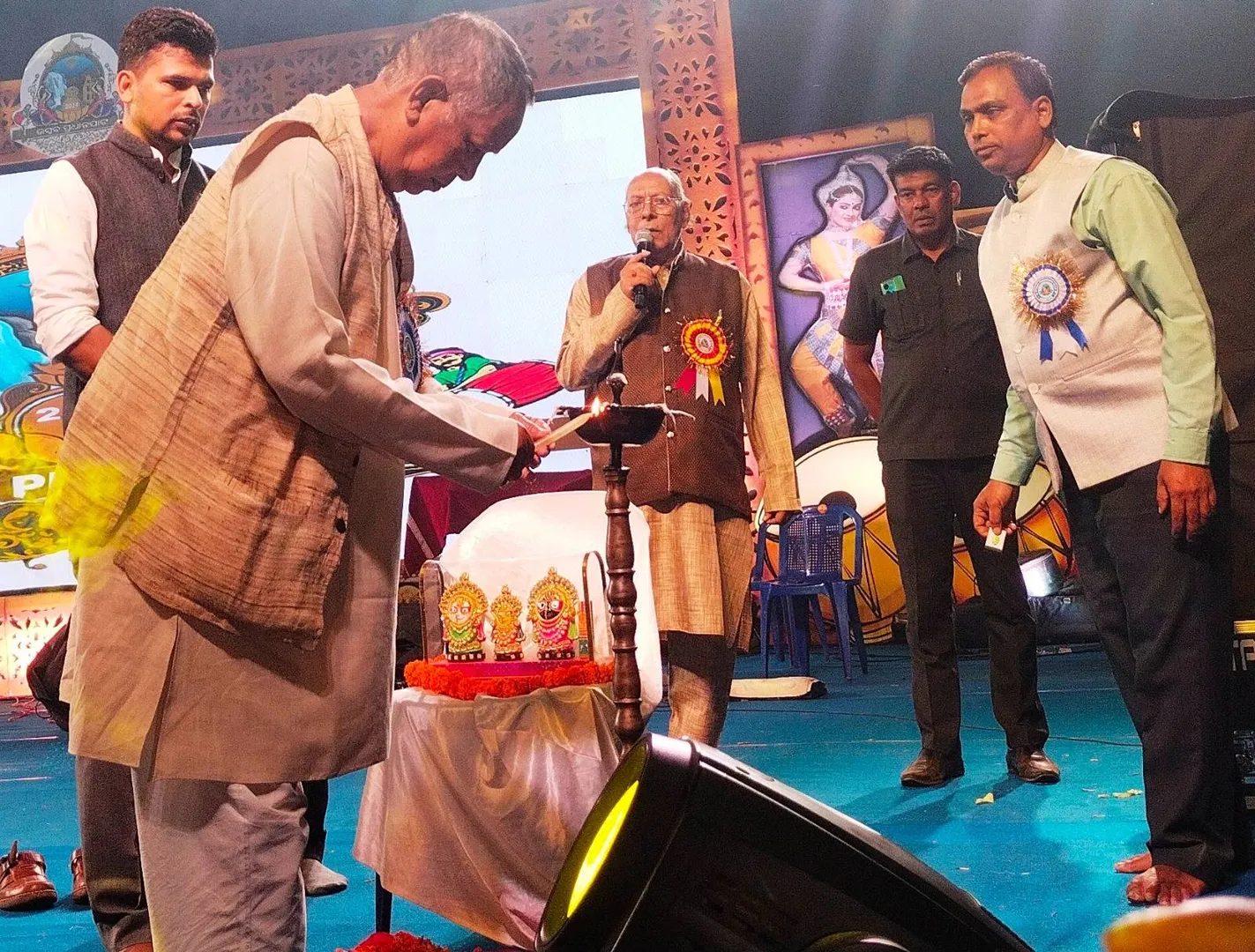 ଉତ୍ସବ ମାଧ୍ୟମରେ ଲୁକ୍କାୟିତ କଳା ଓ ଲୋକନୃତ୍ୟ ଲୋକଲୋଚନକୁ ଆସି ପାରିବ‌: ମନ୍ତ୍ରୀ ପ୍ରଫୁଲ୍ଲ ମଲ୍ଲିକ