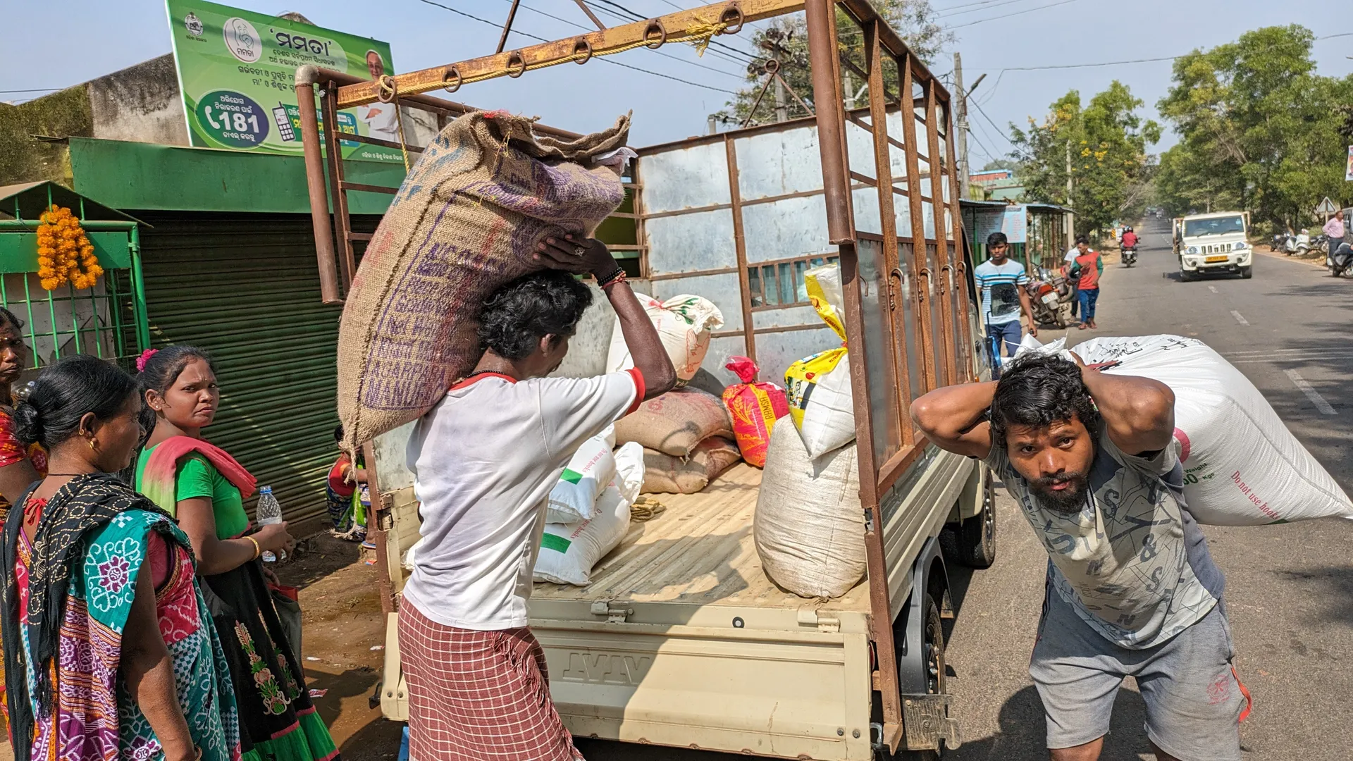 କୋରାପୁଟ ଜିଲ୍ଲାର ୩ଲକ୍ଷ ୭୦ହଜାର ହିତାଧିକାରୀ ପାଇବେ ୪ମାସର ଅଗ୍ରୀମ ଚାଉଳ