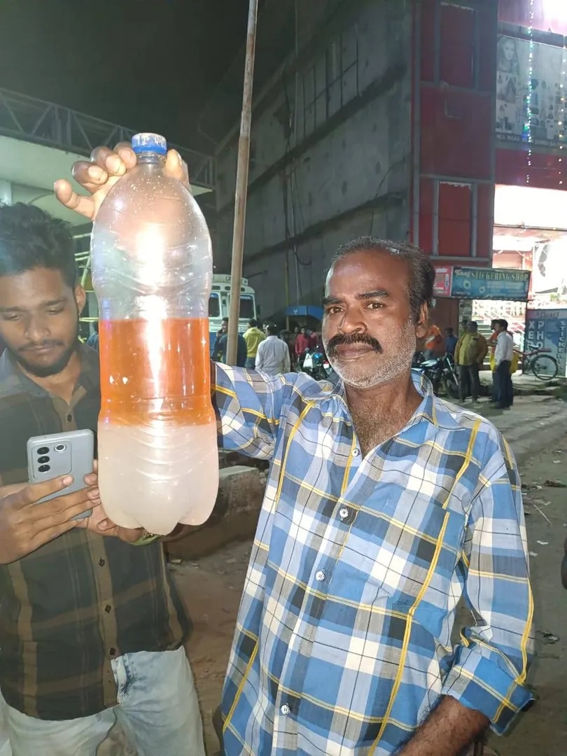ପେଟ୍ରୋଲ ଓ ଡିଜେଲରେ ଅପମିଶ୍ରଣ ଅଭିଯୋଗ କରି ପେଟ୍ରୋଲ ଟାଙ୍କିରେ ଉତ୍ତେଜନା