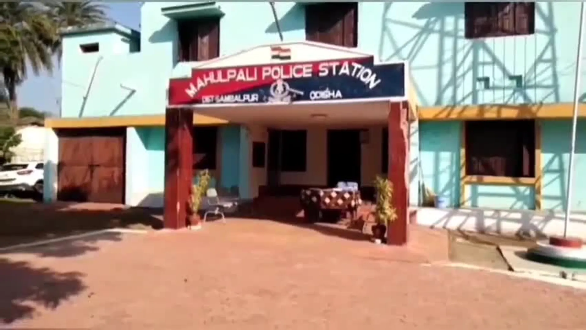 ଜେଲ୍‌ରୁ ବାହାରିଲା ପୁଅ, ଏପଟେ ପୁଲିସିଆ ବାପା ନିଲମ୍ବିତ