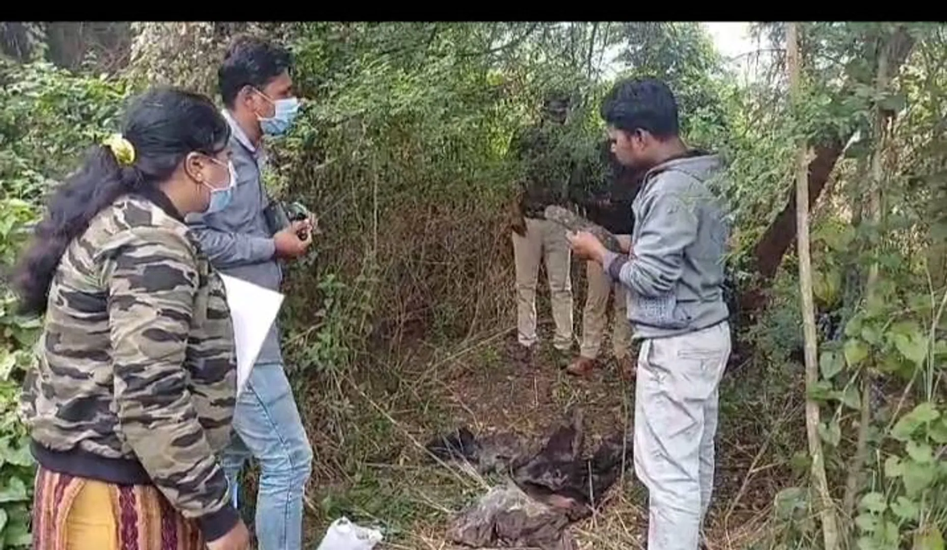 ଭଦ୍ରକ ଆରଏମସି ମାର୍କେଟ୍‌ କମ୍ପ୍ଲେକ୍ସ ରାସ୍ତାକଡ଼ ଅଳିଆ ଗଦାରୁ ବାହାରିଲା ମଣିଷର କଙ୍କାଳ