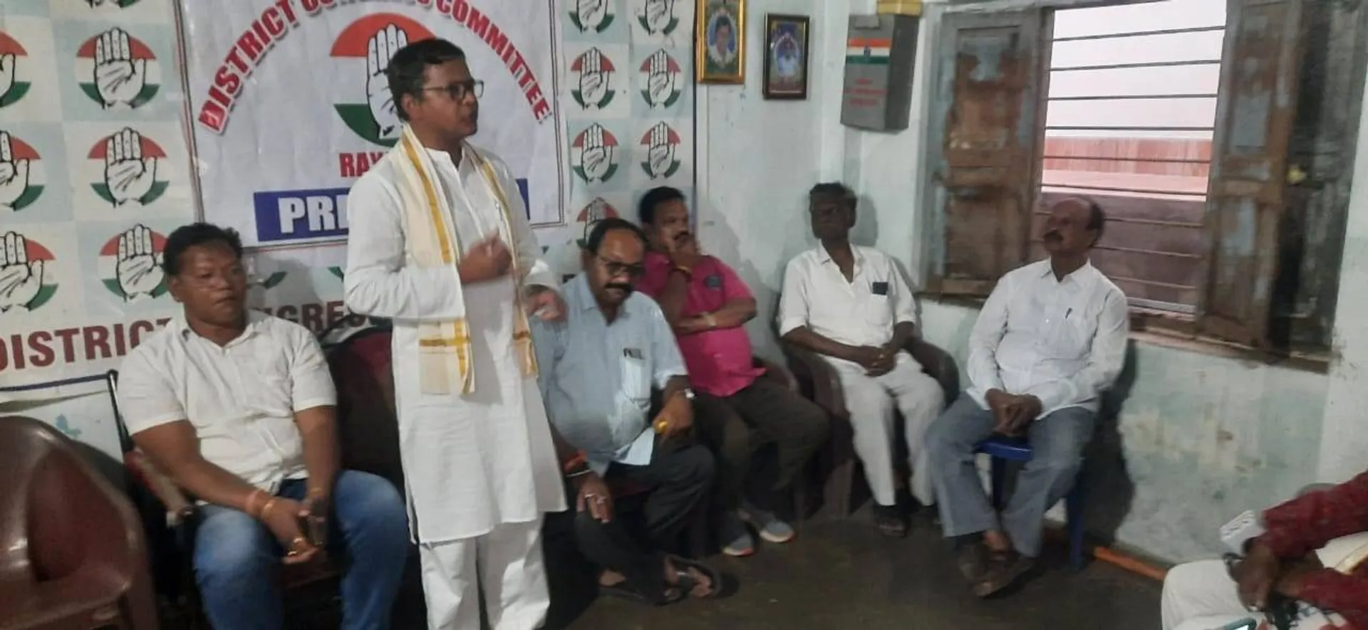 ସାମ୍ବାଦିକ ସମ୍ମିଳନୀରେ ପୁଣି ଗର୍ଜିଲେ ସାଂସଦ: ପଦ୍ମପୁରକୁ ଏନଏସି, ଝୋଡିଆଙ୍କୁ ଆଦିବାସୀ ମାନ୍ୟତା ଦାବି ଉଠାଇଲେ