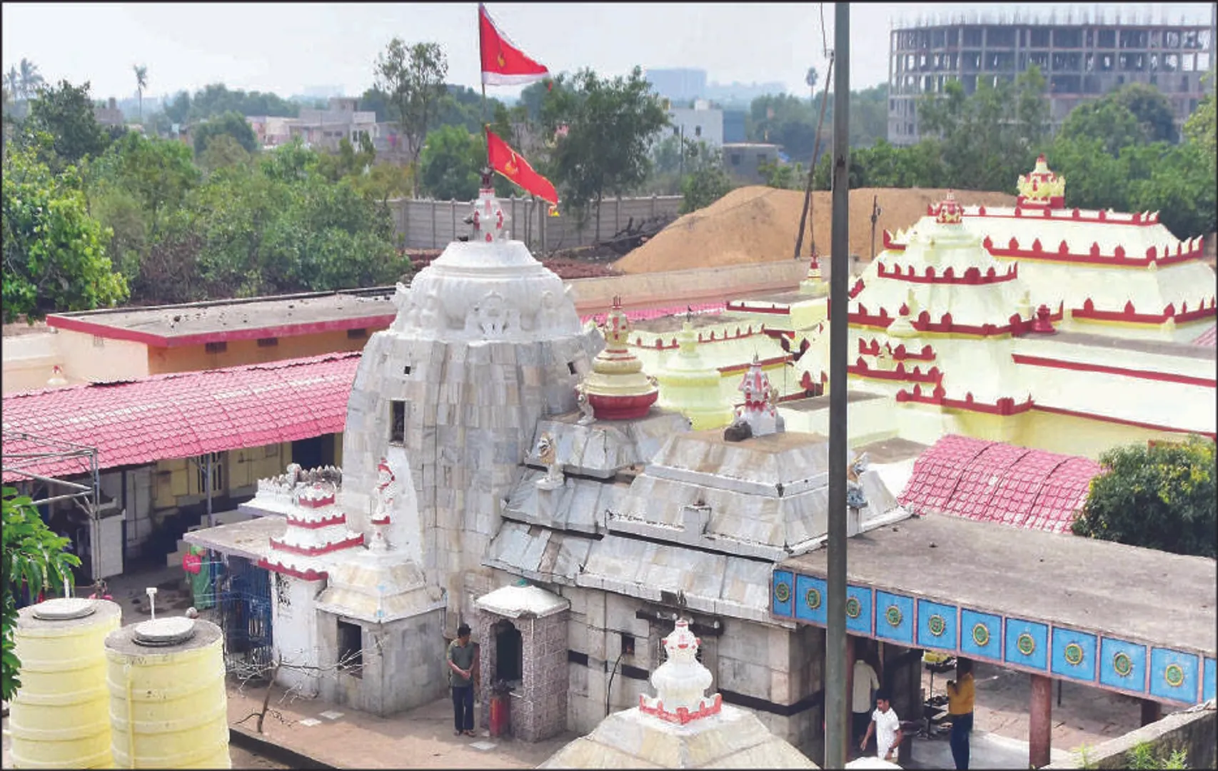 ସଜେଇ ହେଉଛି ଶ୍ରୀଲୋକନାଥ ପୀଠ