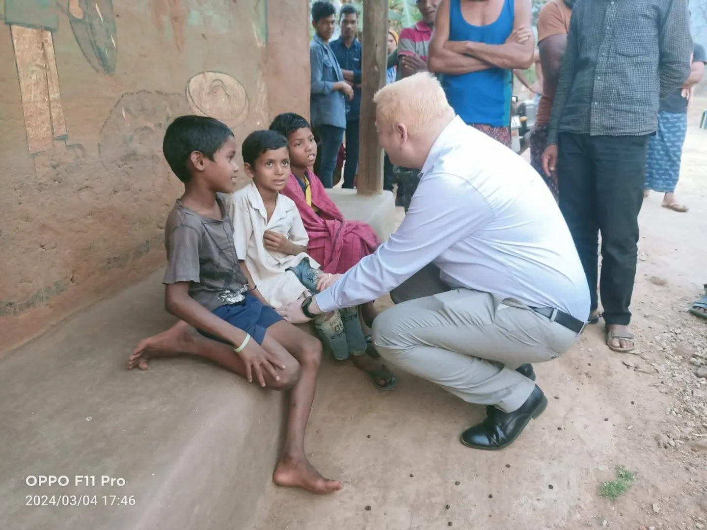ଦୁର୍ଗମ ଗାଁ ଲୋକଙ୍କ ସମସ୍ୟା ବୁଝିଲେ ଜିଲ୍ଲାପାଳ