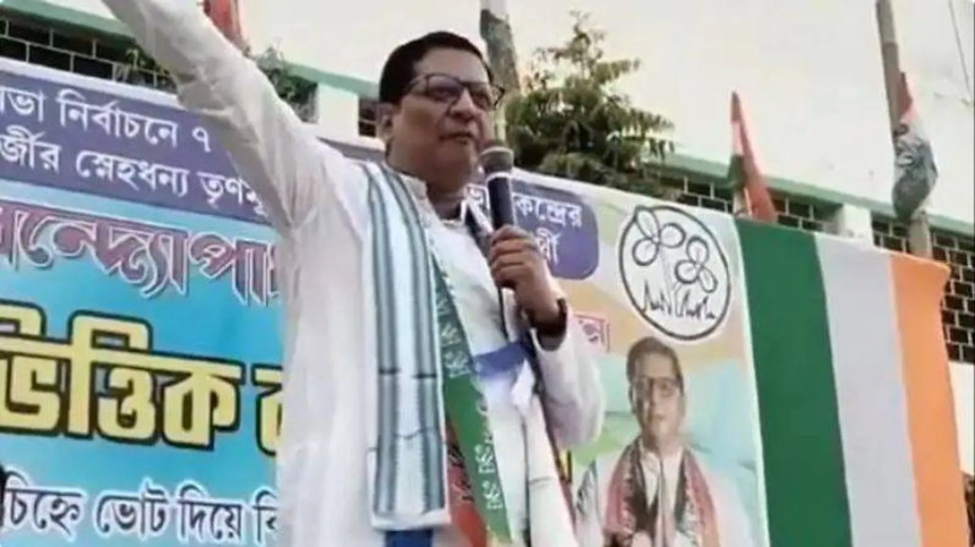 କେନ୍ଦ୍ରୀୟ ବାହିନୀ ଓ ନିର୍ବାଚନ କମିଶନଙ୍କୁ ନେଇ ତୃଣମୂଳ ପ୍ରାର୍ଥୀଙ୍କ ମନ୍ତବ୍ୟକୁ ନେଇ ତେଜିିଲା ବିବାଦ