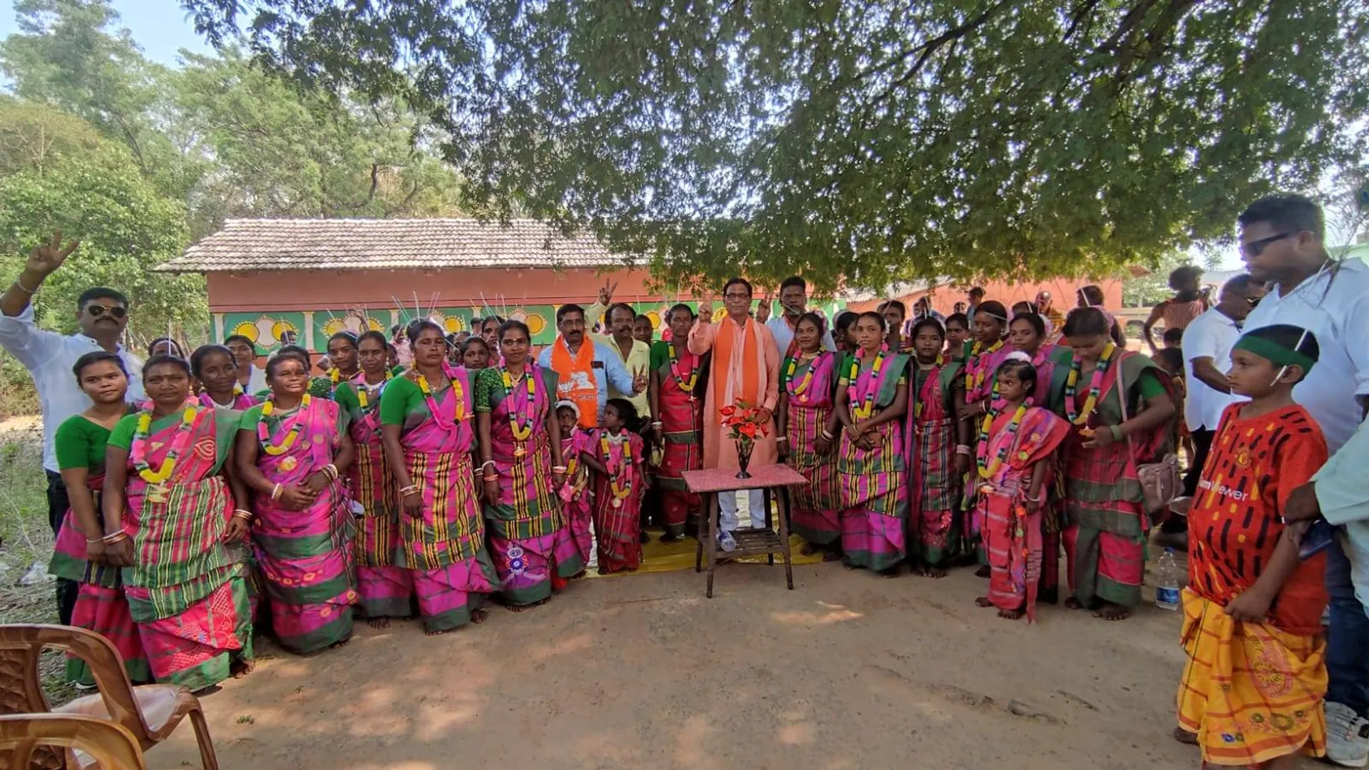 ମୟୂରଭଂଜ ବିଜେପି ଲୋକସଭା ପ୍ରାର୍ଥୀଙ୍କୁ ସ୍ବାଗତ କଲେ କର୍ମୀ, ସମର୍ଥକ