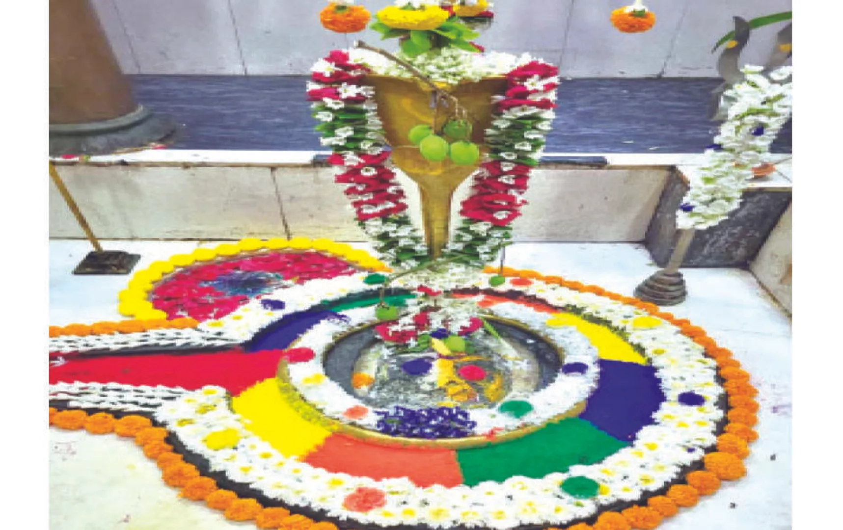 ପ୍ରଥମେ ସମର୍ପଣ,  ତା’ ପରେ ଯାଇ ଭୋଗ