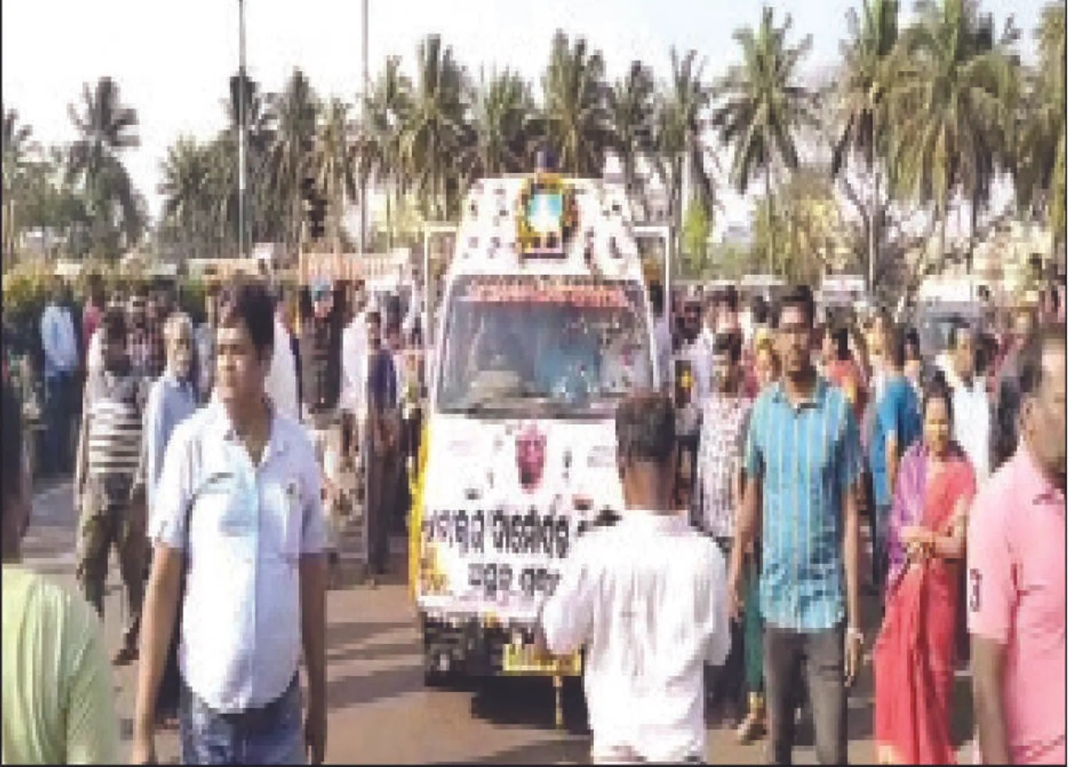 କଟକରୁ ପାରାଦୀପ ଯାଏ ଦାମବାବୁଙ୍କୁ ଅଶ୍ରୁଳ ଶ୍ରଦ୍ଧାଞ୍ଜଳି