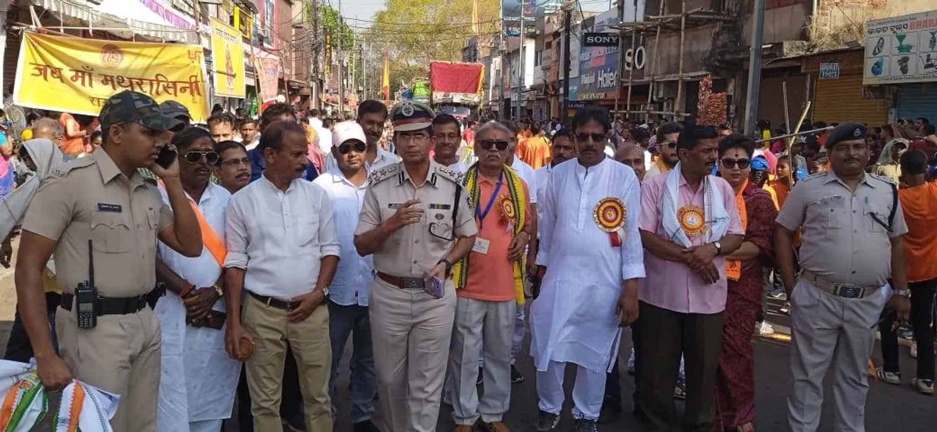 ରାଉରକେଲାରେ ଆଖଡ଼ା ଶୋଭାଯାତ୍ରା: ସାମିଲ ହେଲେ ଲୋକସଭା ଓ ବିଧାନସଭାର ପ୍ରାର୍ଥୀ