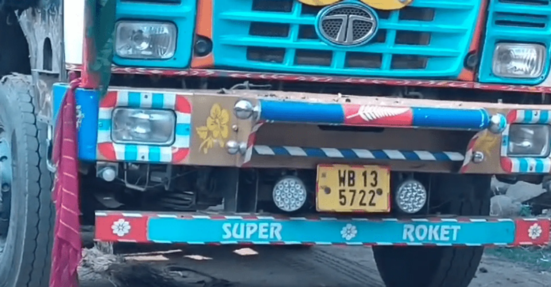 ତେଲକୋଇ: ଦୁଇ ଗୋରୁ ବୋଝେଇ ଟ୍ରକ ଜବତ, ଦୁଇ ଗିରଫ