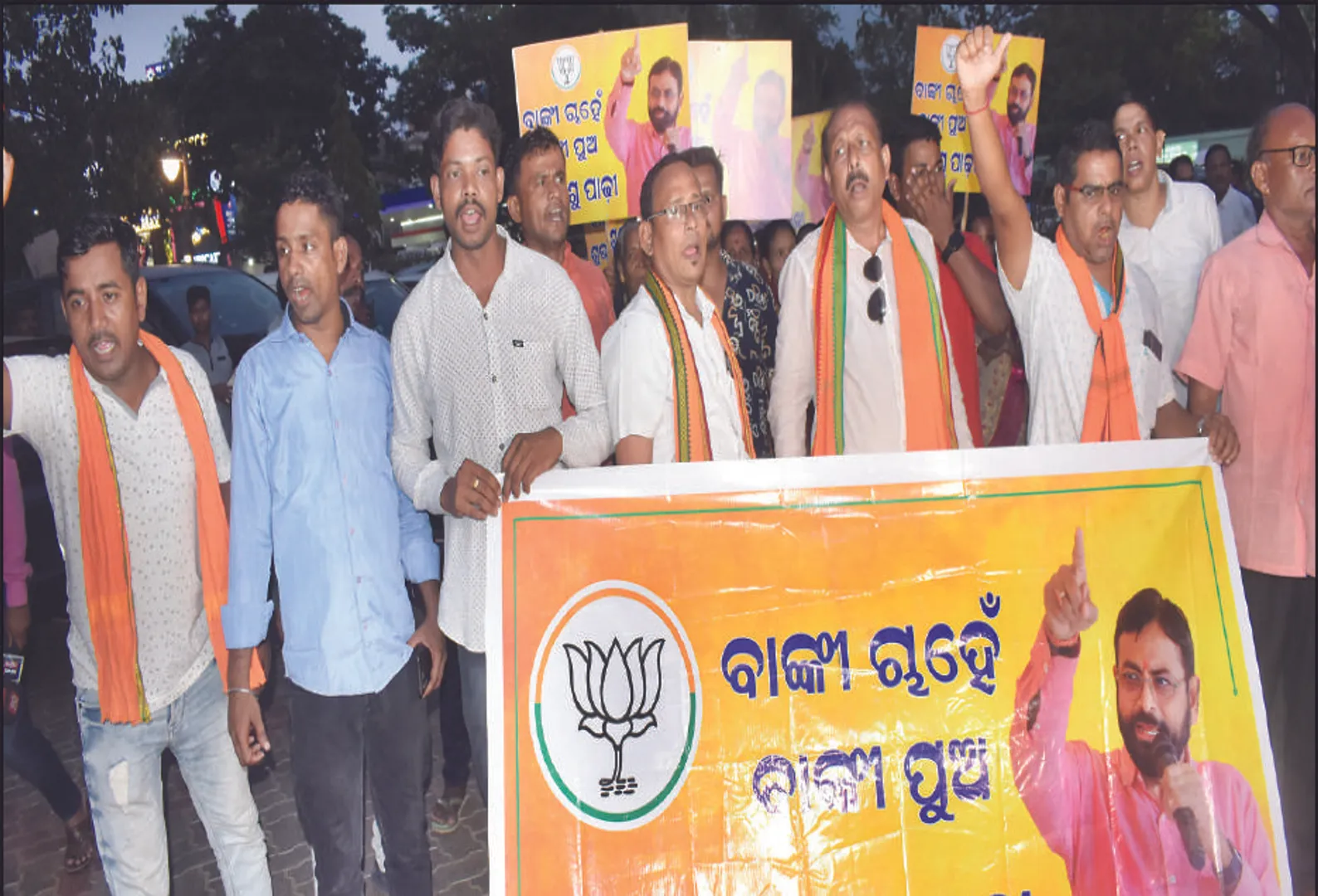 କଟକ ବିଜେପିରେ କୁହୁଳୁଛି ଅସନ୍ତୋଷ: ୭ରୁ ୭ ଜାଗାରେ ସାମ୍‌ନାକୁ ଆସିଲେଣି ବିଦ୍ରୋହୀ