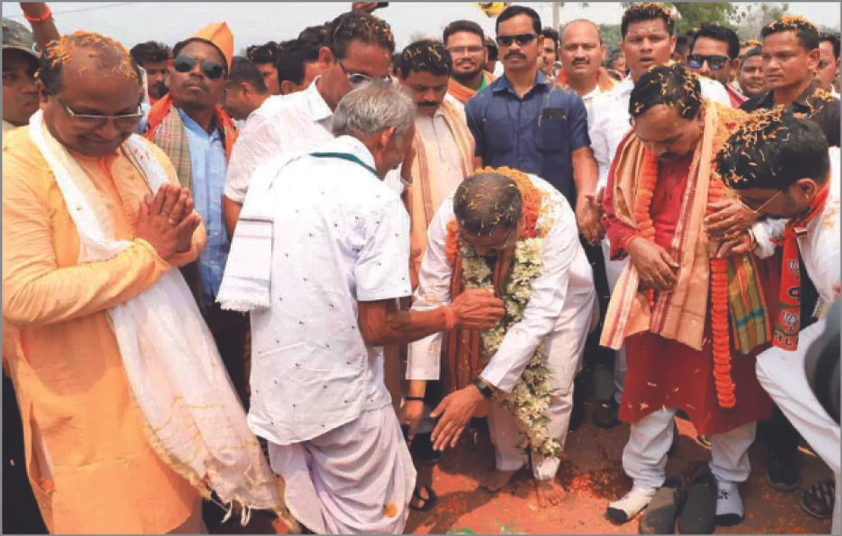 ଦେବଗଡ଼ରେ ପ୍ରଚାରକଲେ କେନ୍ଦ୍ରମନ୍ତ୍ରୀ; ଆପଣମାନେ ମୋ ସାହୁକାର, ମୁଁ ହଳିଆ: ଧର୍ମେନ୍ଦ୍ର