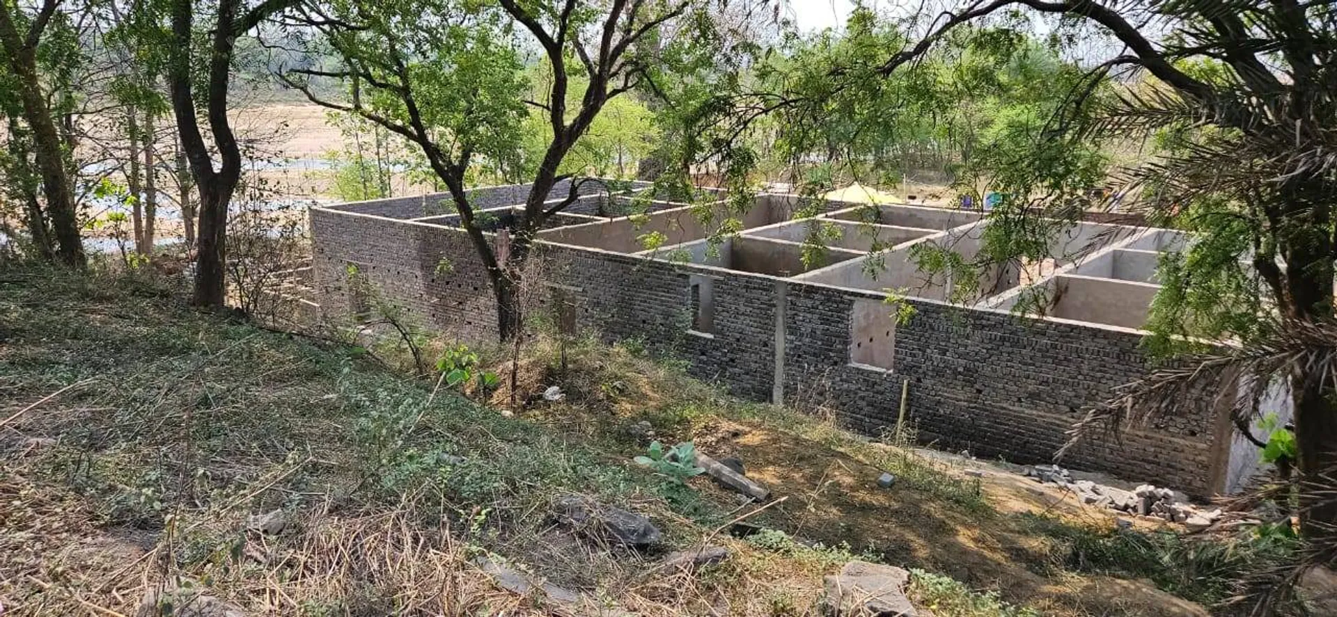 ଦ୍ବିତୀୟ ଇବ୍ ସେତୁ ସଂଯୋଗ ରାସ୍ତାରେ ରାତିଅଧିଆ ଘର