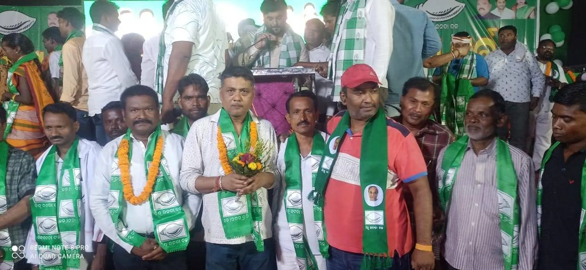 ବିଜେପି ସମେତ ଅନ୍ୟ ଦଳର ଶତାଧିକ କର୍ମୀ ବିଜେଡ଼ିରେ ଯୋଗଦେଲେ