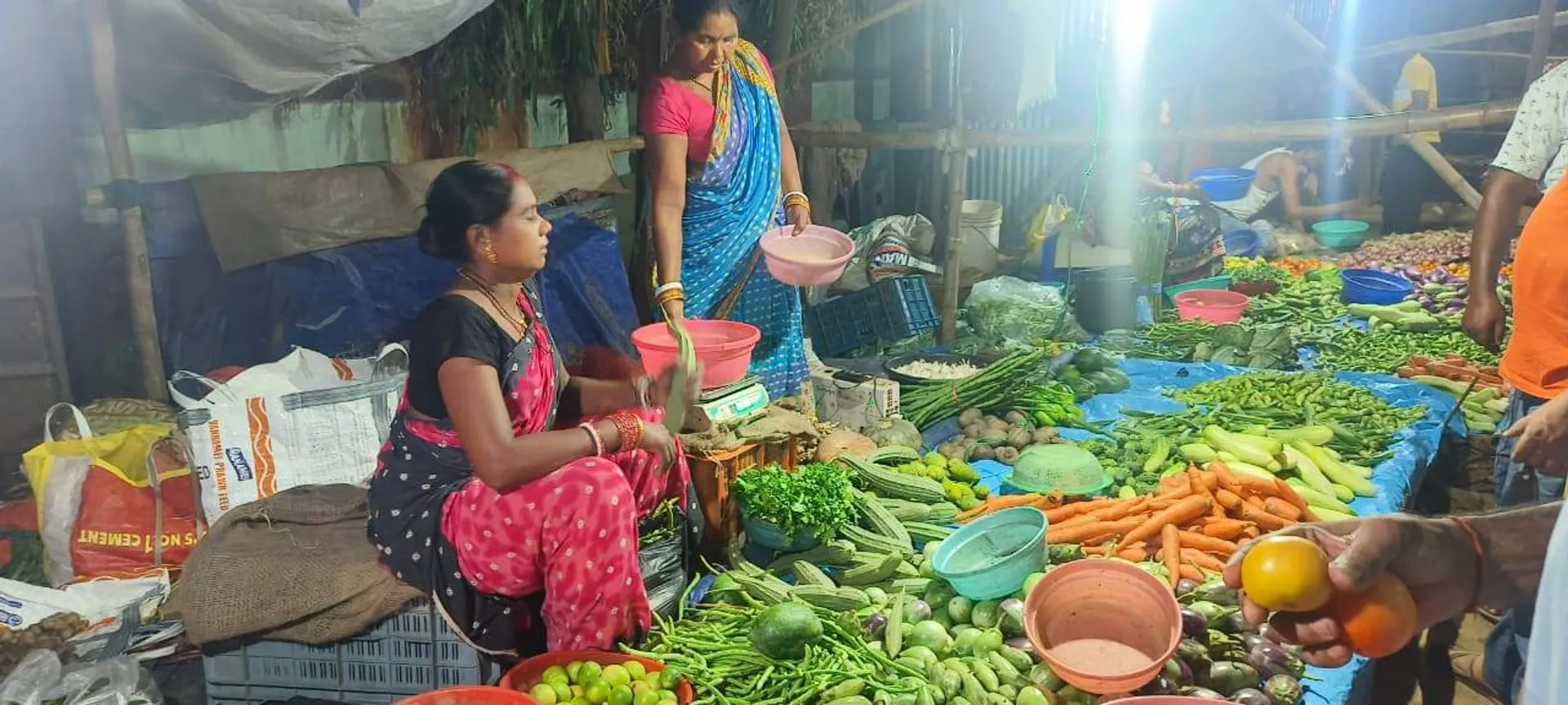 ପରିବା ଦର ଆକାଶ ଛୁଆଁ: କାଳବୈଶାଖୀ ବର୍ଷା ଓ ପବନ ଯୋଗୁଁ ପରିବାଚାଷ ନଷ୍ଟ, ଚିନ୍ତାରେ ଚାଷୀ