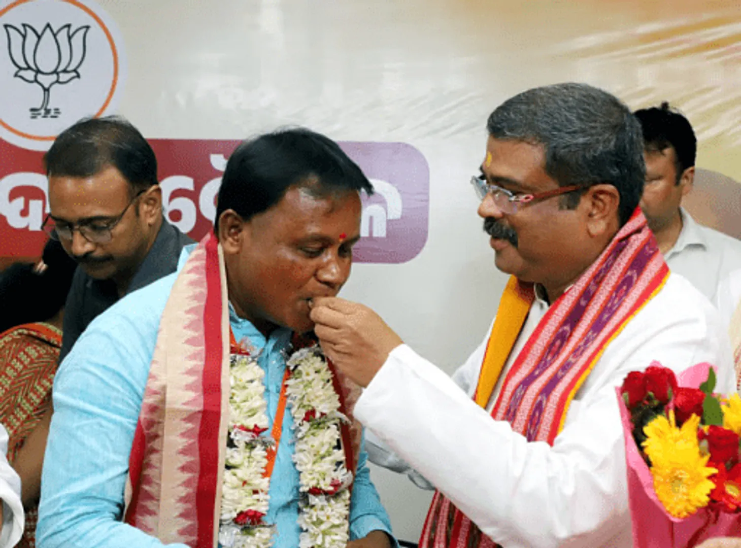 ରଜ ଉପଲକ୍ଷେ ଶୁଭେଚ୍ଛା ଜଣାଇଲେ ମୁଖ୍ୟମନ୍ତ୍ରୀ ମୋହନ ମାଝୀ ଓ କେନ୍ଦ୍ର ଶିକ୍ଷାମନ୍ତ୍ରୀ ଧର୍ମେନ୍ଦ୍ର ପ୍ରଧାନ