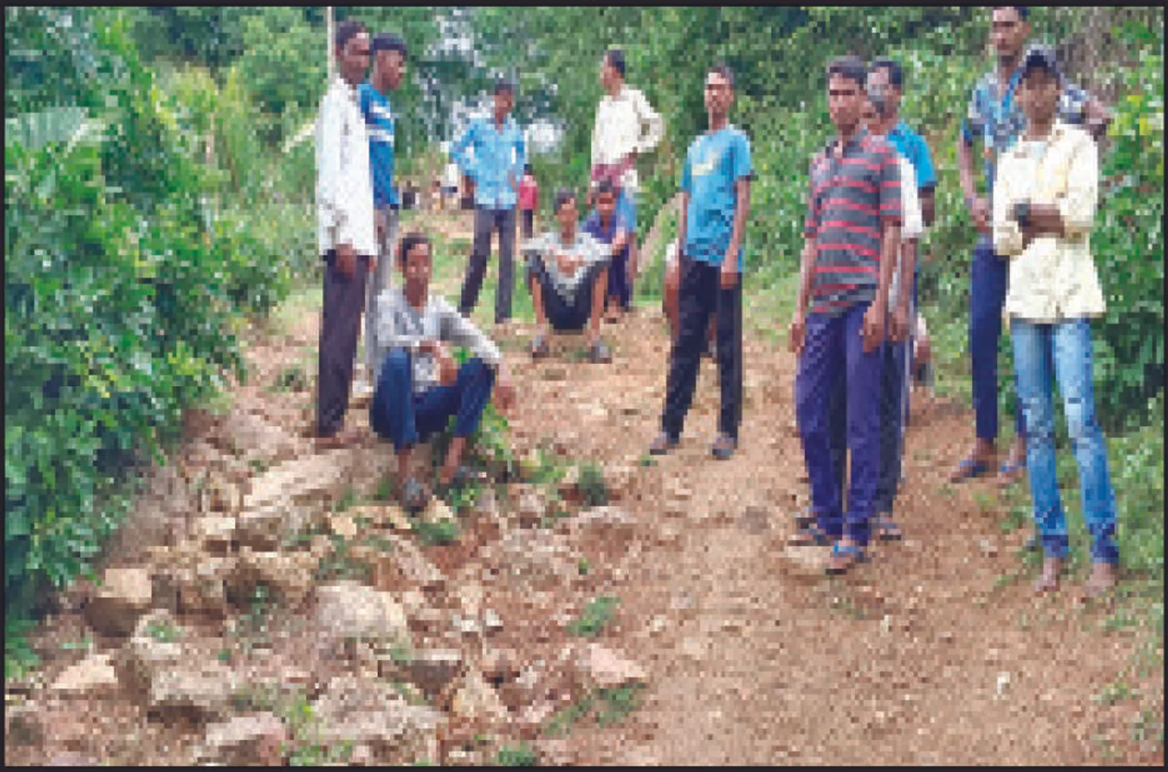 ପକ୍କାରାସ୍ତା ପାଇଁ ୬୦ ବର୍ଷ ହେଲା ଅପେକ୍ଷା: ୨୦ ବର୍ଷ ତଳେ ଅନୁଦାନ ଆସିଥିଲା