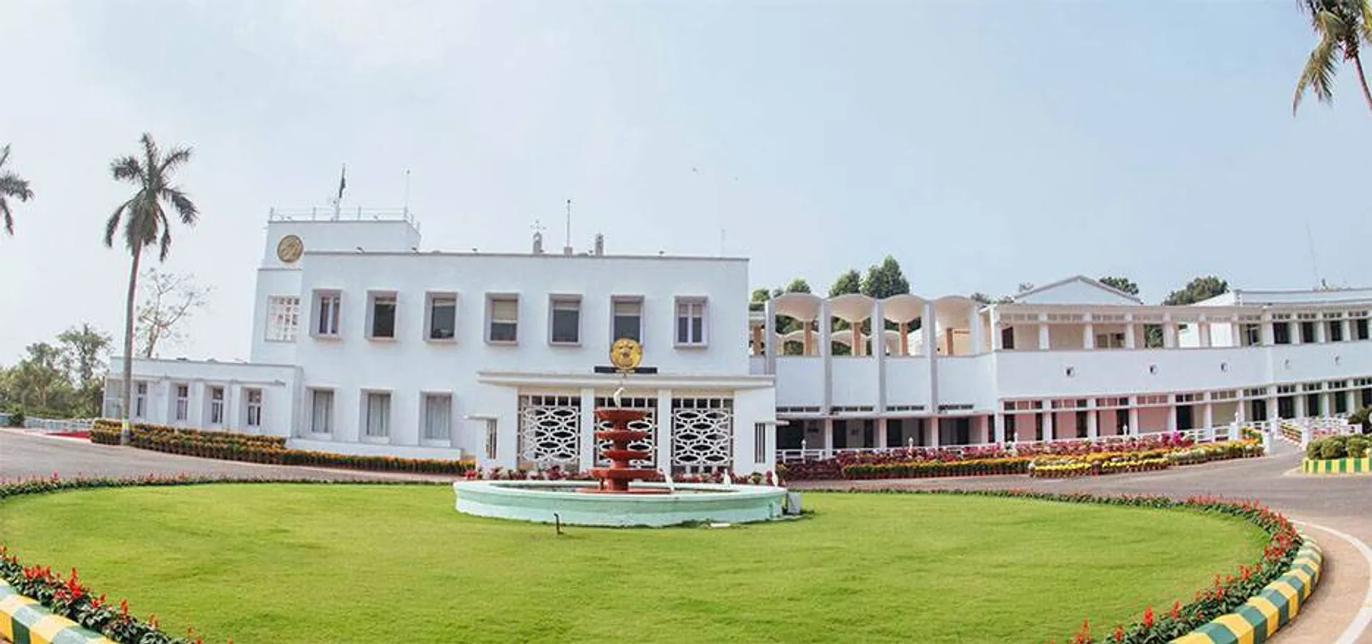 ନୂଆ ଅଭି‌ଷେକ ହଲ୍‌ରେ ନିମ୍ନମାନର କାମ: ପୂର୍ତ୍ତ ବିଭାଗ ଉପରେ ଅସନ୍ତୋଷ ଝାଡ଼ିଲା ରାଜ୍ୟପାଳଙ୍କ କାର୍ଯ୍ୟାଳୟ