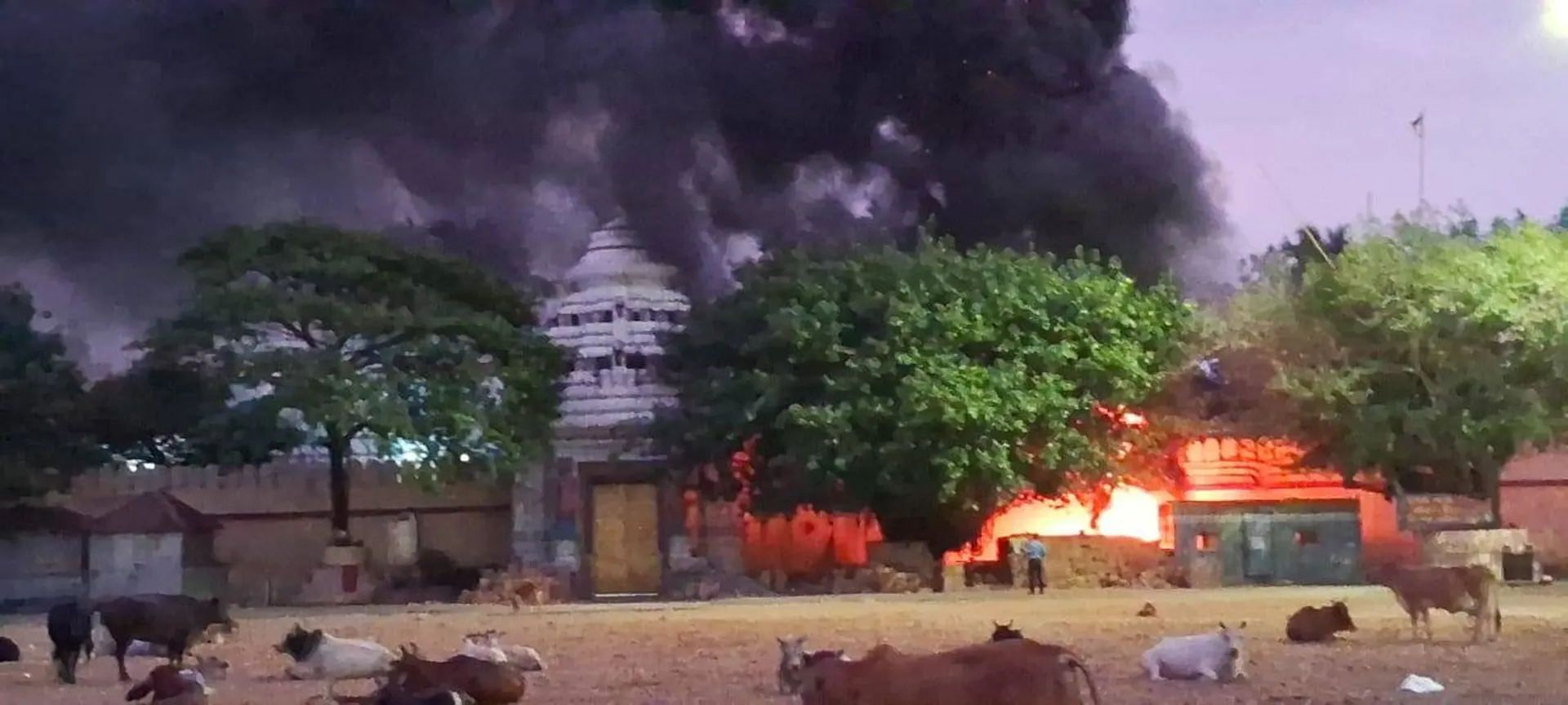 ଶ୍ରୀଗୁଣ୍ଡିଚା ମନ୍ଦିର ନାକଚଣା ଦ୍ୱାର ନିକଟରେ ଅଗ୍ନିକାଣ୍ଡ