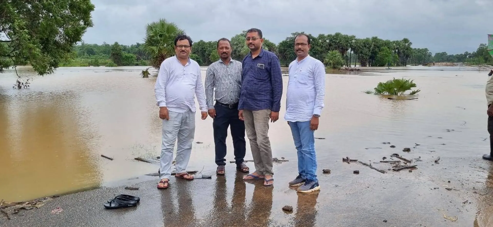 ବନ୍ୟାଞ୍ଚଳ ପରିଦର୍ଶନ କଲା ବିଜେପିର ପ୍ରତିନିଧି ଦଳ