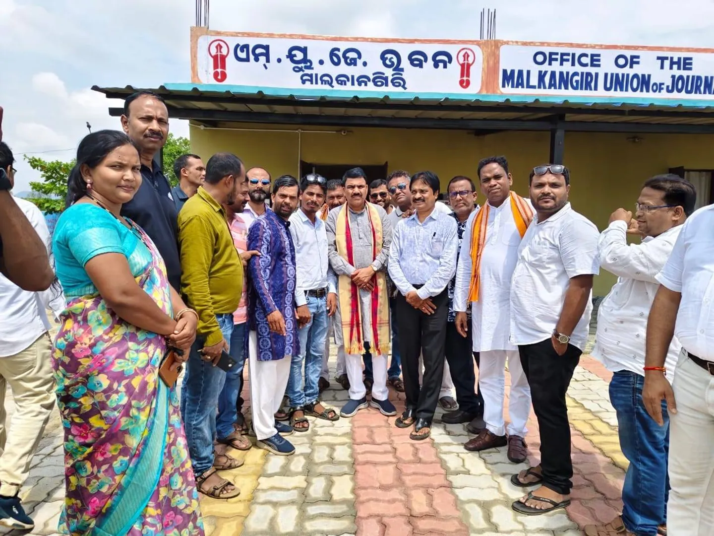 ସାମ୍ବାଦିକ ସଂଘ ପକ୍ଷରୁ ବିଭିନ୍ନ ସମସ୍ୟା ନେଇ ମନ୍ତ୍ରୀ ଓ ସାଂସଦଙ୍କ ସହ ଆଲୋଚନା