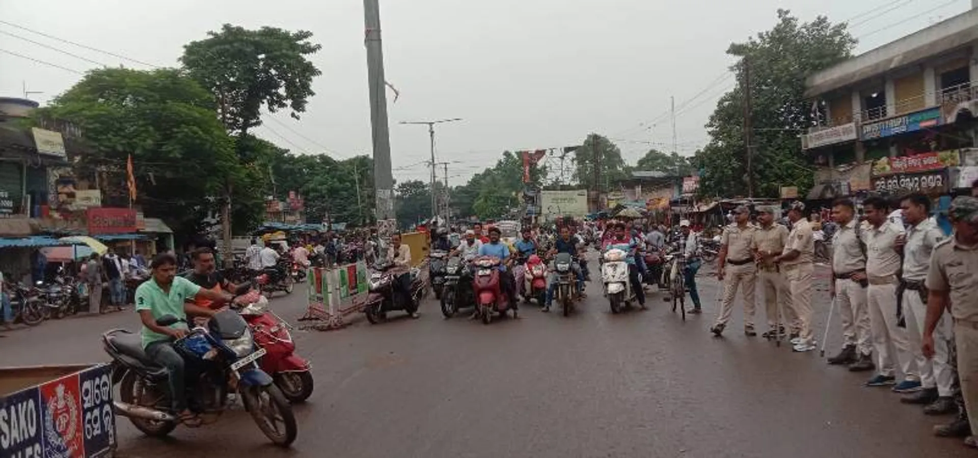 ଆଜି ଭଦ୍ରକ ସହରରୁ ହଟିବ ଜବର ଦଖଲ: ବ୍ୟାପକ ପୁଲିସ୍ ମୁତୟନ