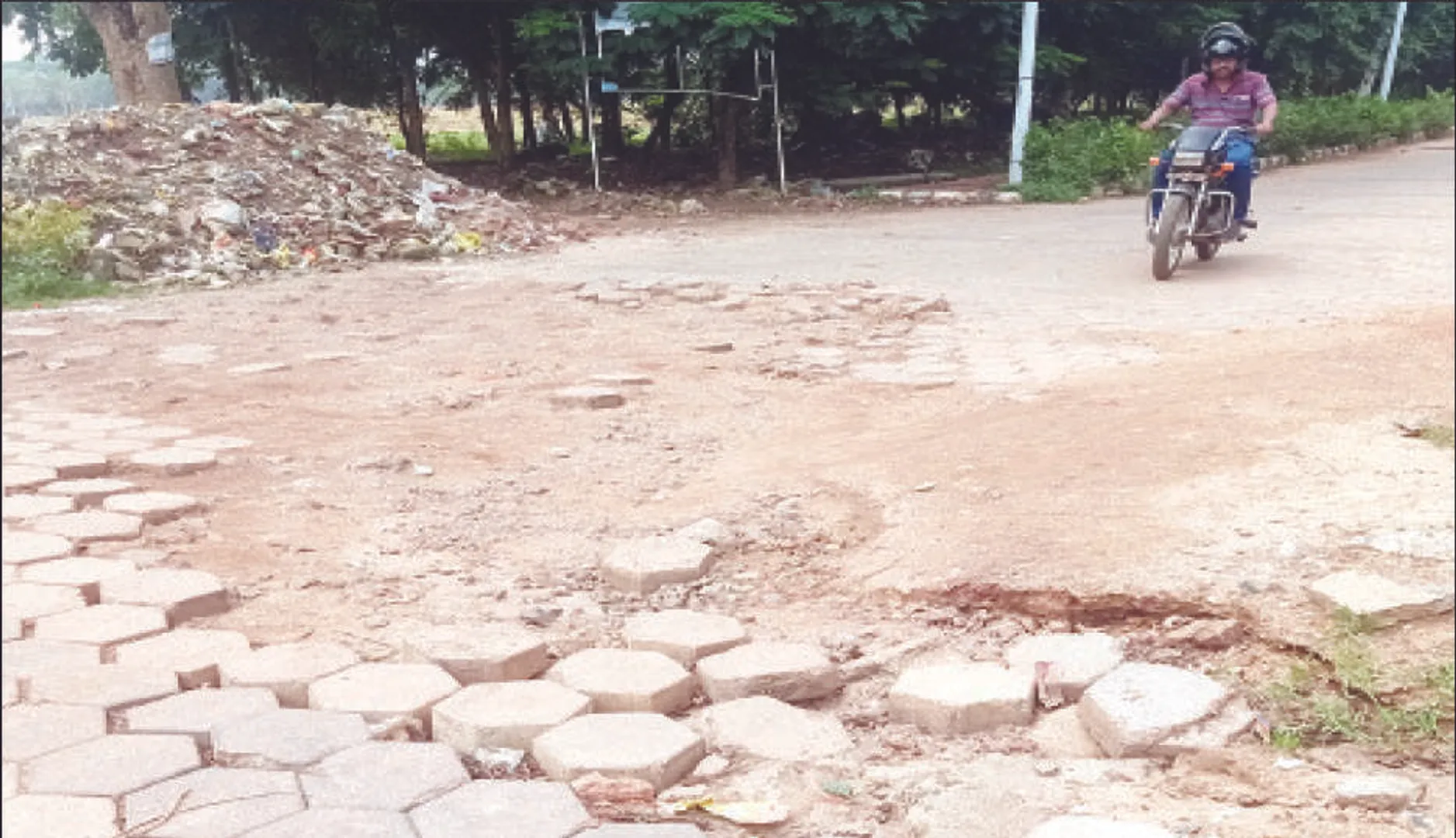 ୮୦ ଲକ୍ଷର ରାସ୍ତା ବର୍ଷେ ଗଲାନି: ସିଲ୍‌ଭର ସିଟି ବୋଟ୍‌ କ୍ଲବ୍‌ରୁ ମୁହଁ ଫେରାଉଛନ୍ତି ପର୍ଯ୍ୟଟକ