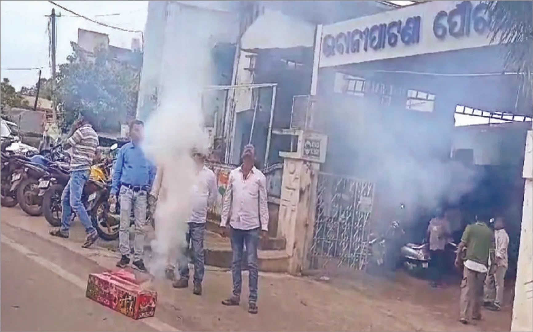 ପଦ ହରାଇଲେ ଭବାନୀପାଟଣା ପୌରାଧ୍ୟକ୍ଷା: ବିରୋଧରେ ଭୋଟ୍‌ ଦେଲେ ସମସ୍ତ ୨୦ କାଉନସିଲର
