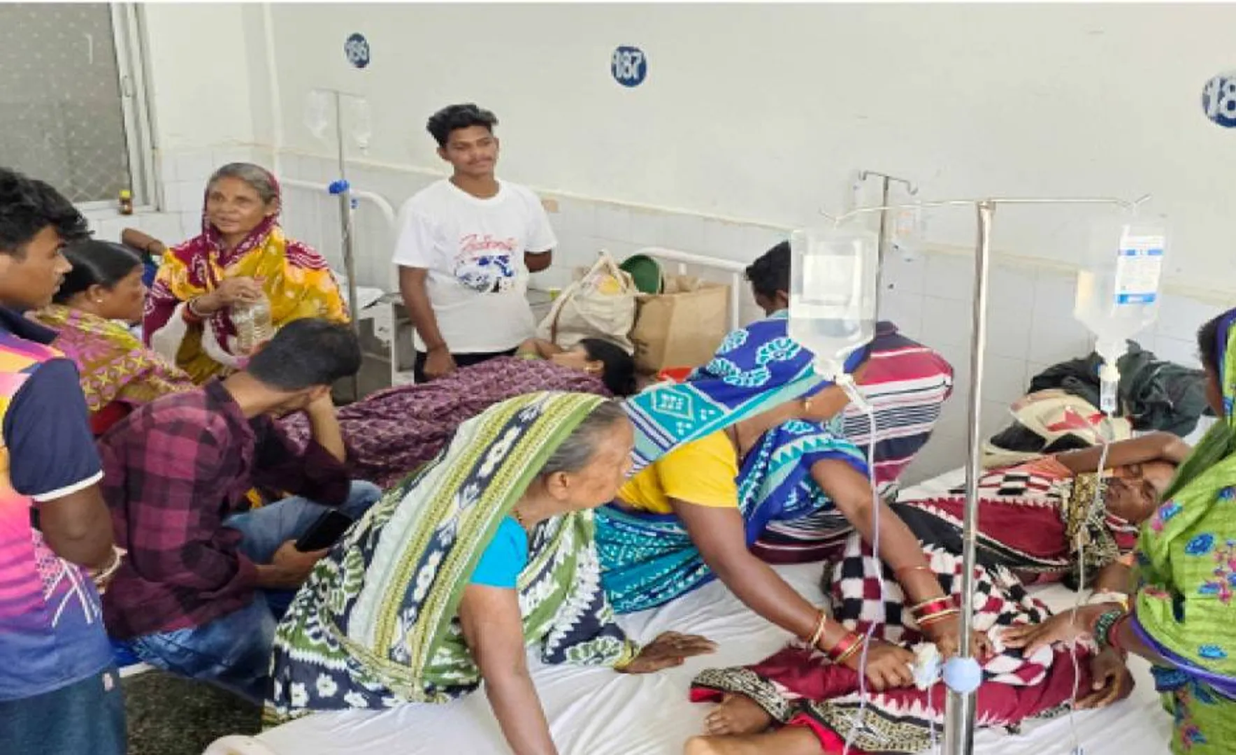 ତଳି ରୋଇବା ବେଳେ ବଜ୍ରପାତ: ଜଣେ ମୃତ, ୯ ଗୁରୁତର