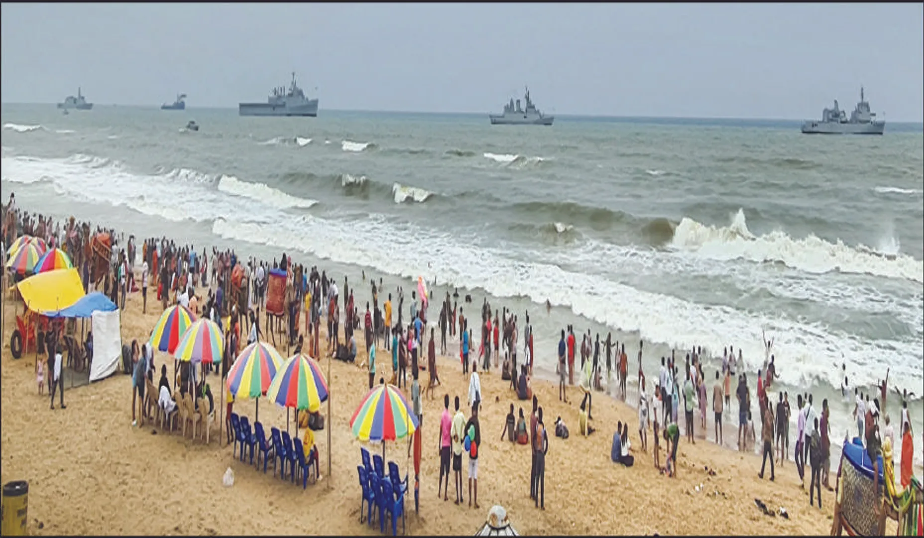 ନୌସେନା ଦିବସରେ ପ୍ରଦର୍ଶିତ ହେବ ଯୁଦ୍ଧକୌଶଳ: ପ୍ରଦର୍ଶନୀ ସ୍ଥଳ ବୁଲି ଦେଖିଲେ ନୌସେନା ମୁଖ୍ୟ