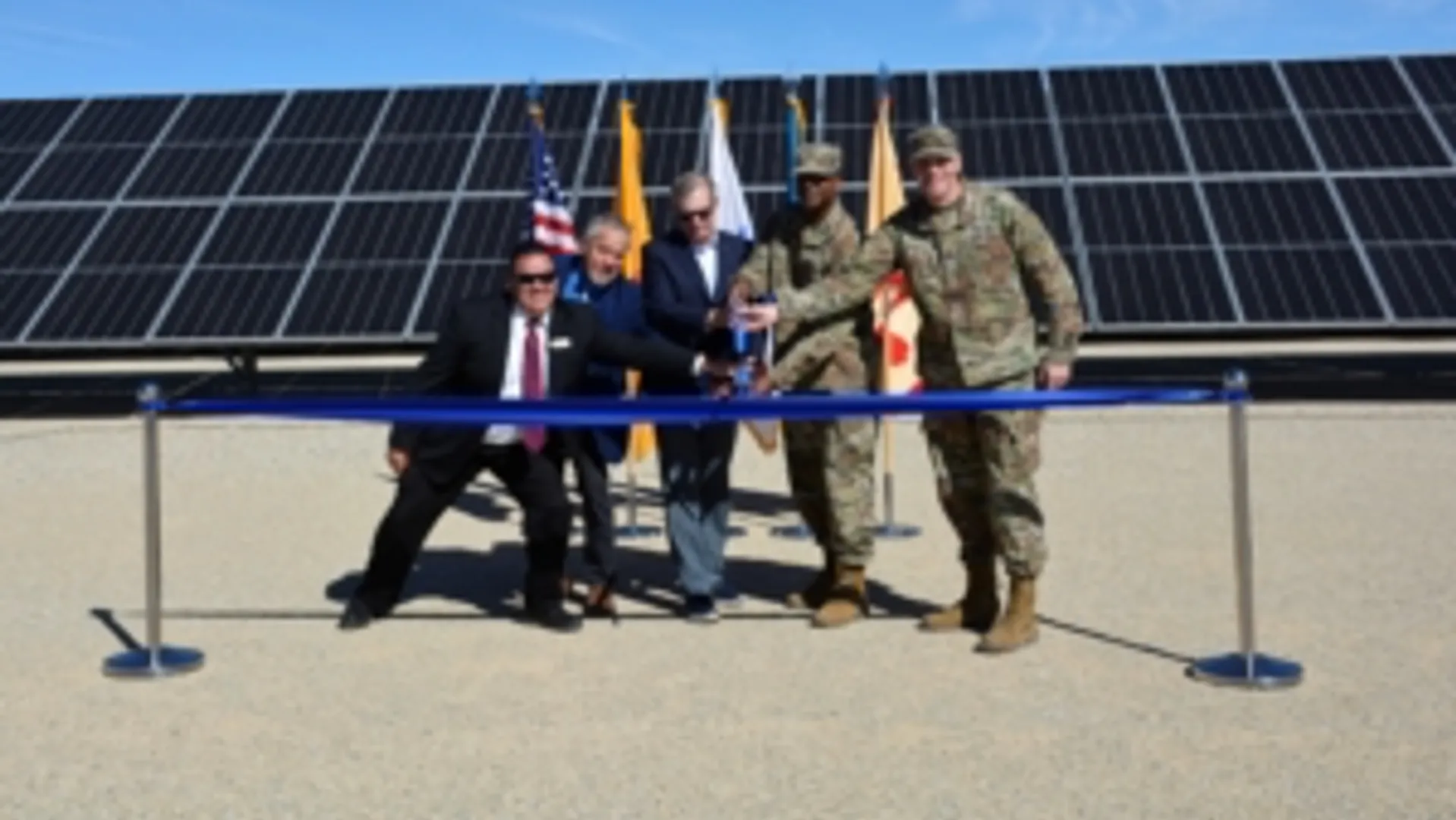 The project integrates a 700 kW solar array, a 500 kW battery storage system, and a 500 kW natural gas generator to support military operations at White Sands. 
