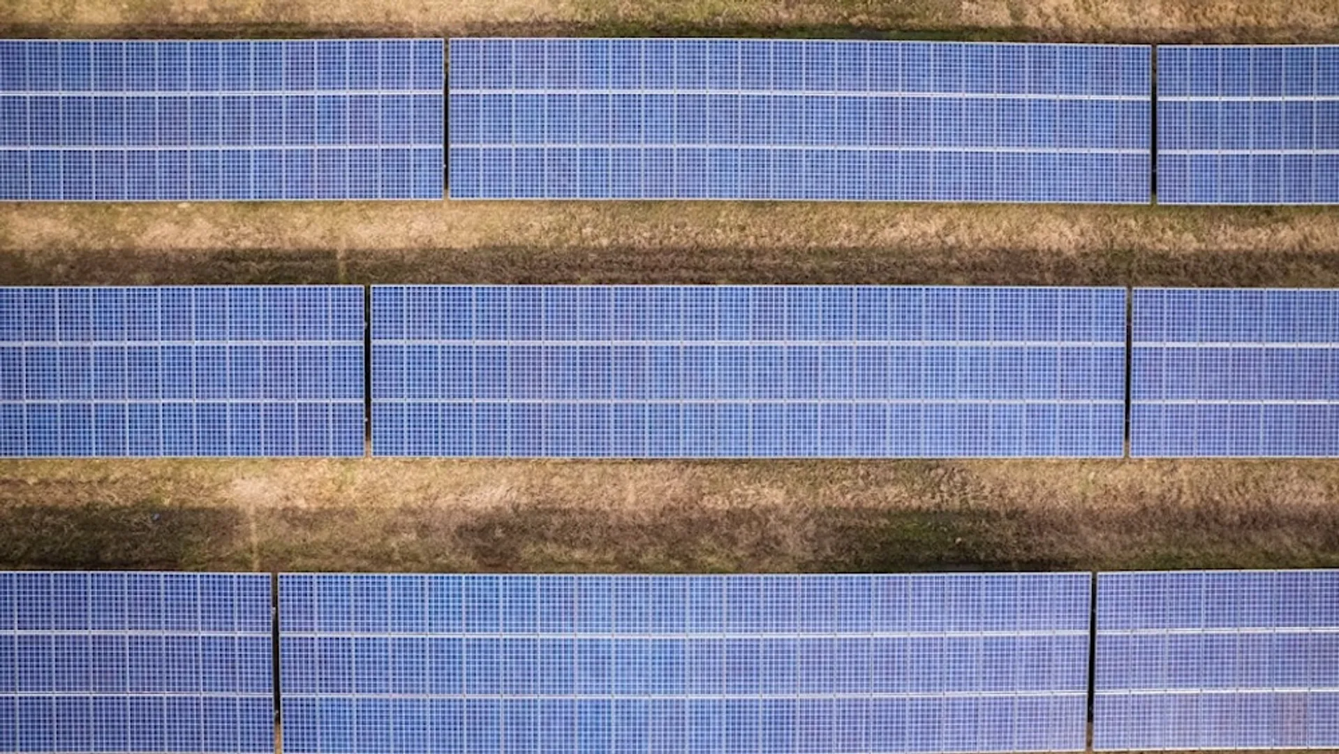 Construction of the Du Plessis Dam Solar PV2 is scheduled to begin in April 2025 near De Aar, Northern Cape. 