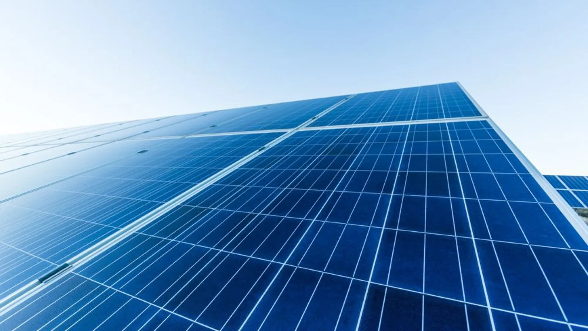 This project follows earlier work on the 60 MW Sidi Bouzid I and 60 MW Tozeur solar facilities under joint development. 