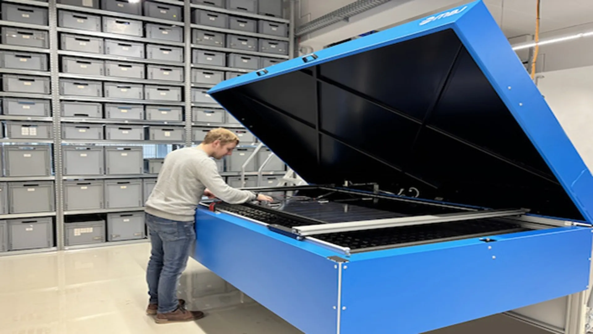 Sunlike Lab has integrated electroluminescence, supported both flash and continuous light, and achieves over 99.5 percent spectral coverage. 