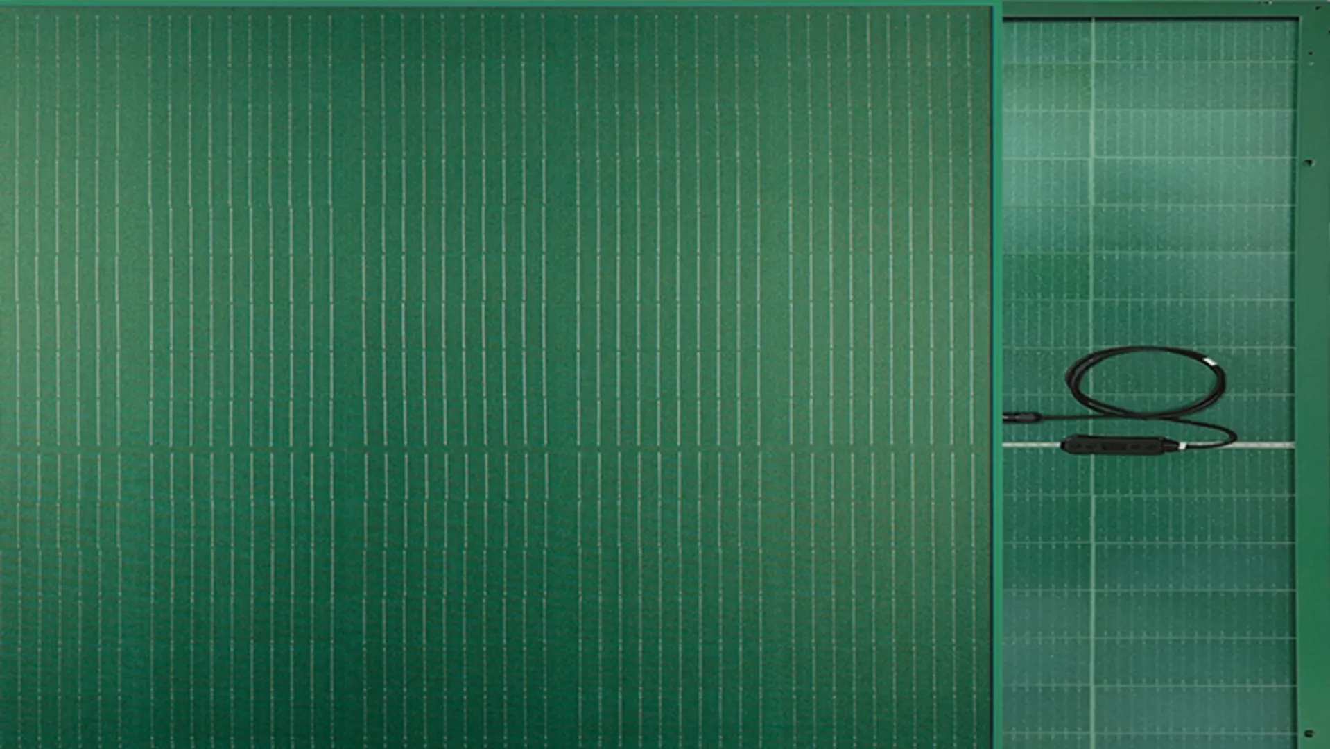 FuturaSun’s Silk Nova Green Duetto panels were high-efficiency glass-glass bifacial modules built with 96 n-type half-cut cells.