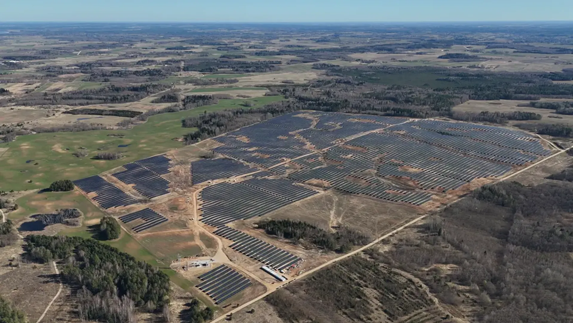 Švenčionys solar park by Nordic Solar used a patented substructure for bifacial modules to enhance energy yield. 