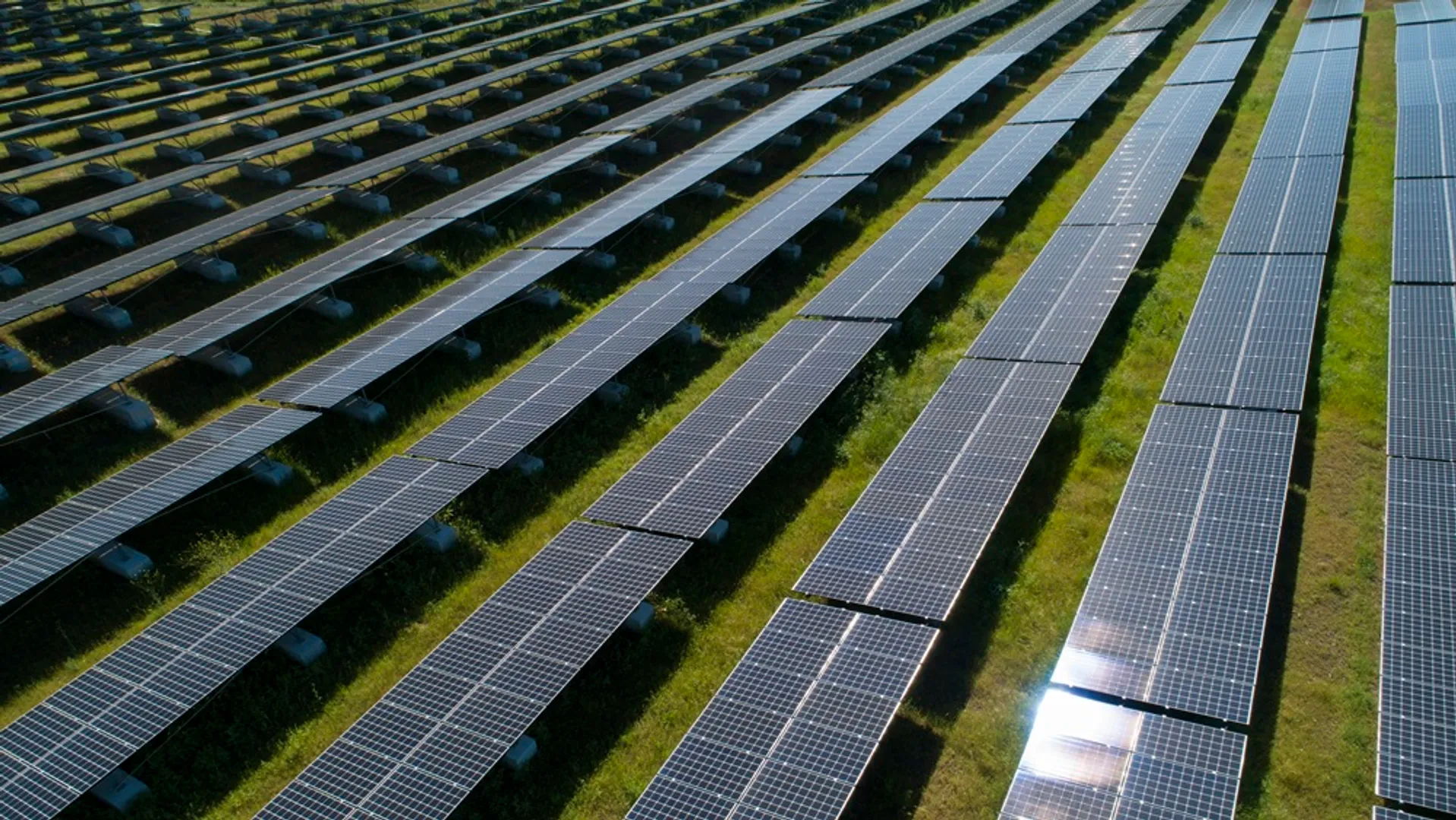 Axpo’s 30 MW Borgdorf-Seedorf and 15 MW Eisendorf solar plants were planned to generate over 45.5 GWh annually by the end of 2025. 
