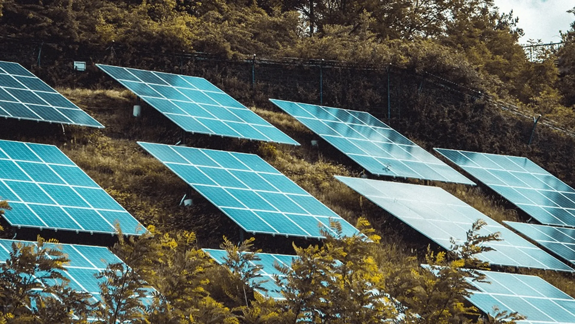Aukera Energy has marked its first solar portfolio financing in the United Kingdom. 