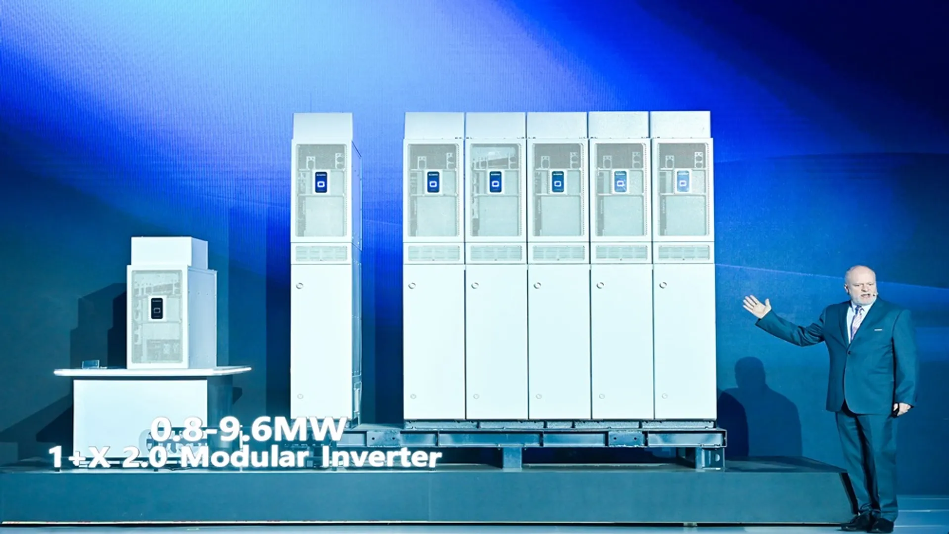 The 1+X 2.0 Modular Inverter enabled scalable output, quick field replacements, AI-based fault detection, and a 15% reduction in material use. 