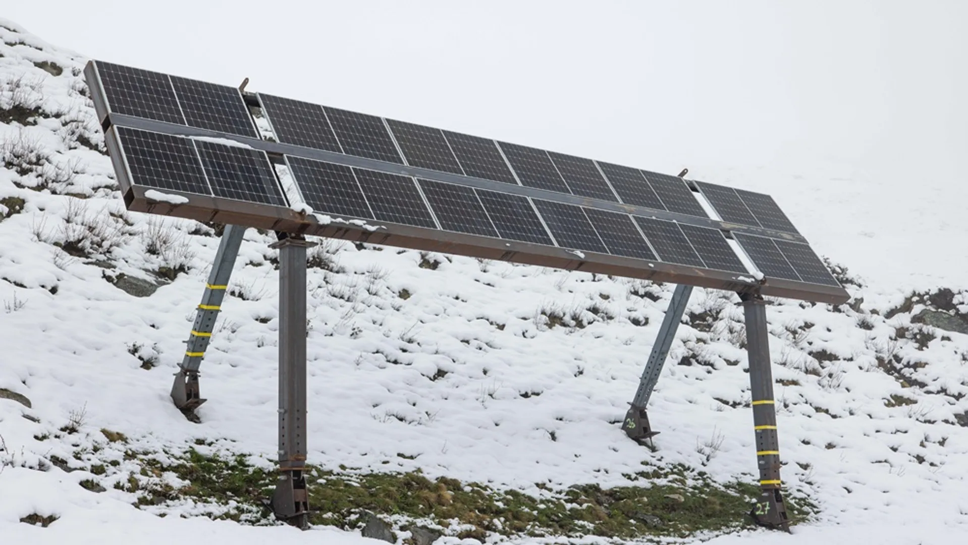 The 8 MW NalpSolar plant near Lai da Nalps reservoir was designed to generate 11 GWh annually for around 2,000 Swiss households. 