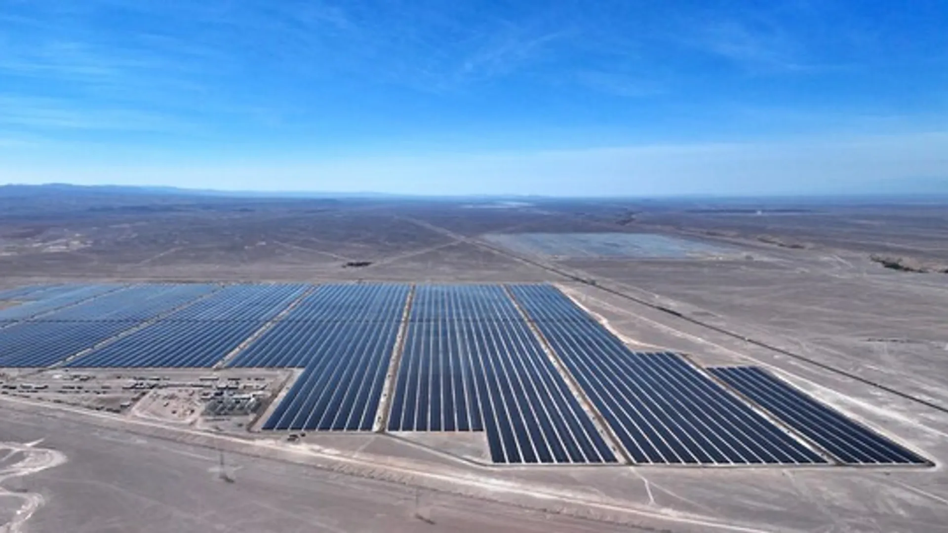 CEME1 has been designed with seismic-resistant and windproof mounts to endure Atacama’s extreme UV radiation and sandstorms.