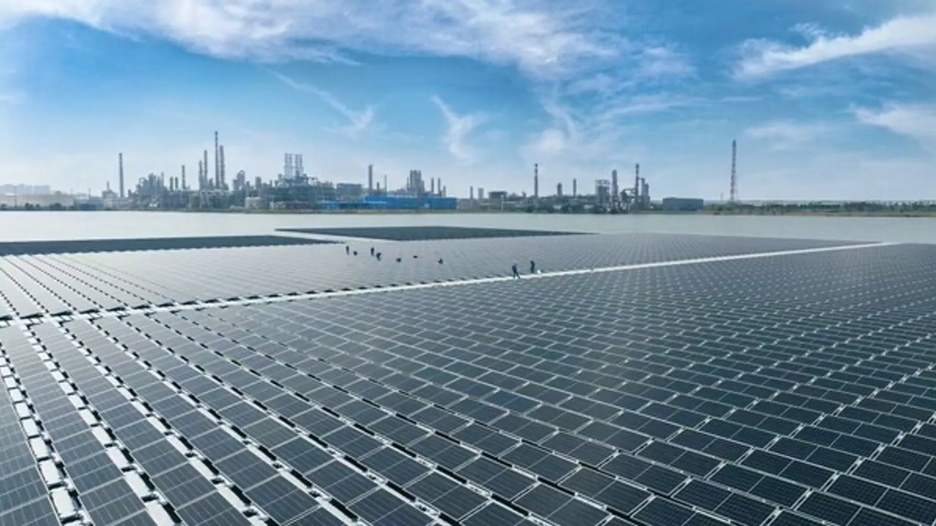 The floating solar structure has reduced the panel-to-water surface distance by 90%, enabling seawater cooling efficiency gains.