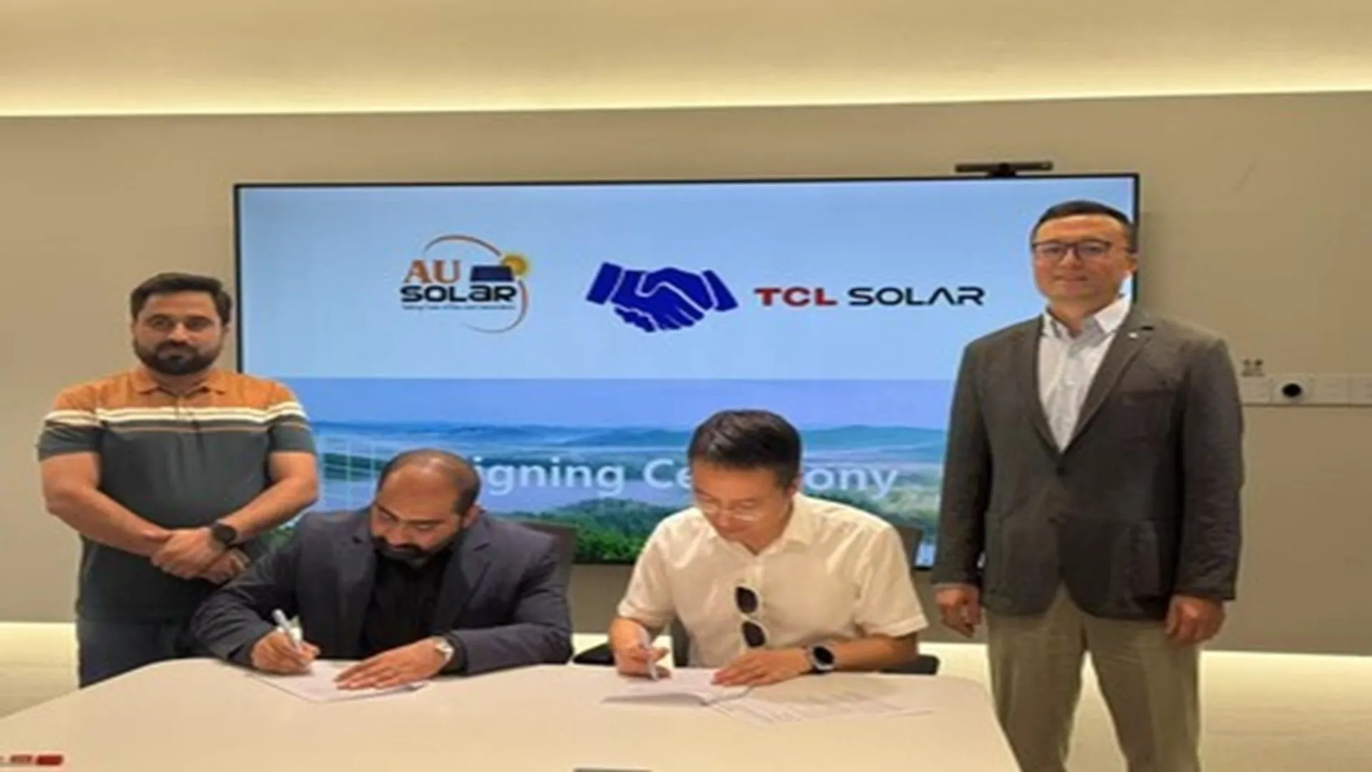 TCL Solar's 250 MW agreement with AU Solar and Madina Solar was set to boost Pakistan’s solar deployment across key regions.
