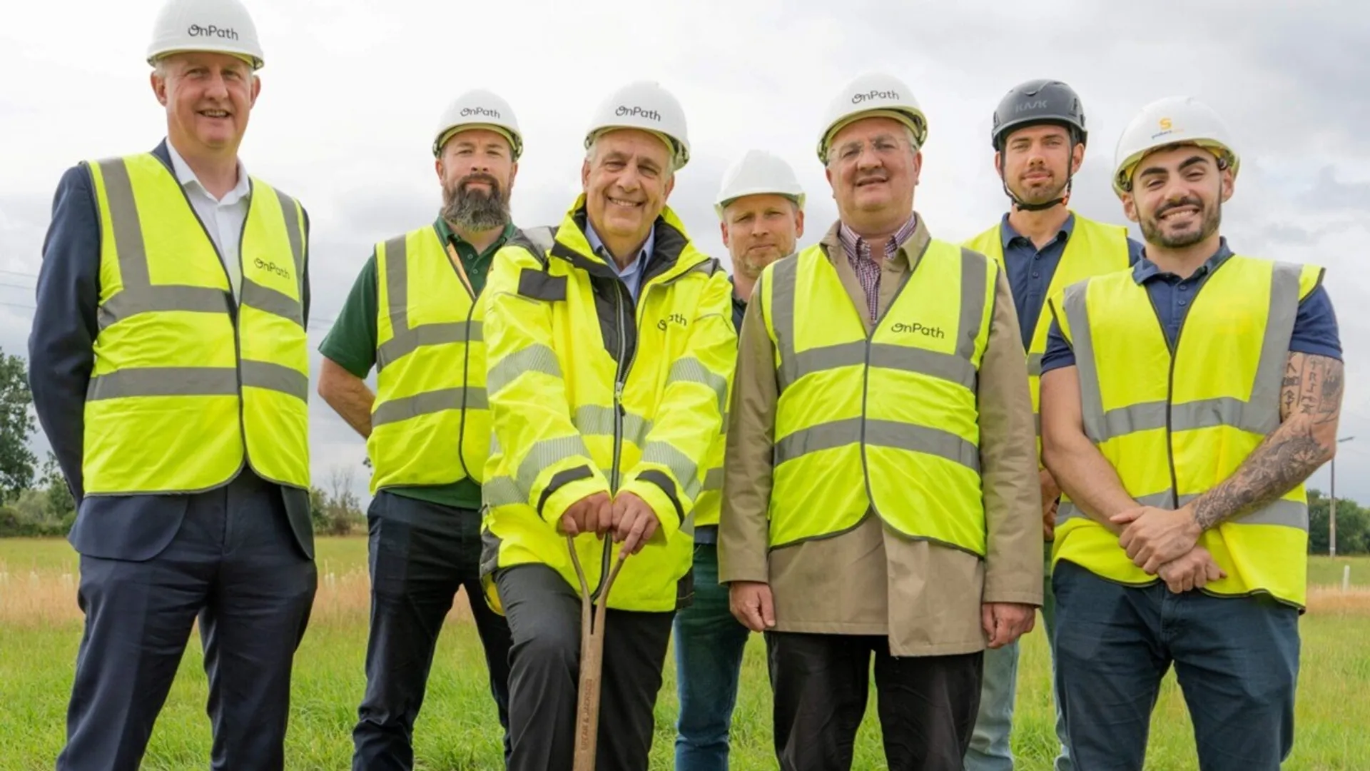 Barnsdale Solar Park has achieved formal launch with a biodiversity gain target of over 106 percent. Image Source: