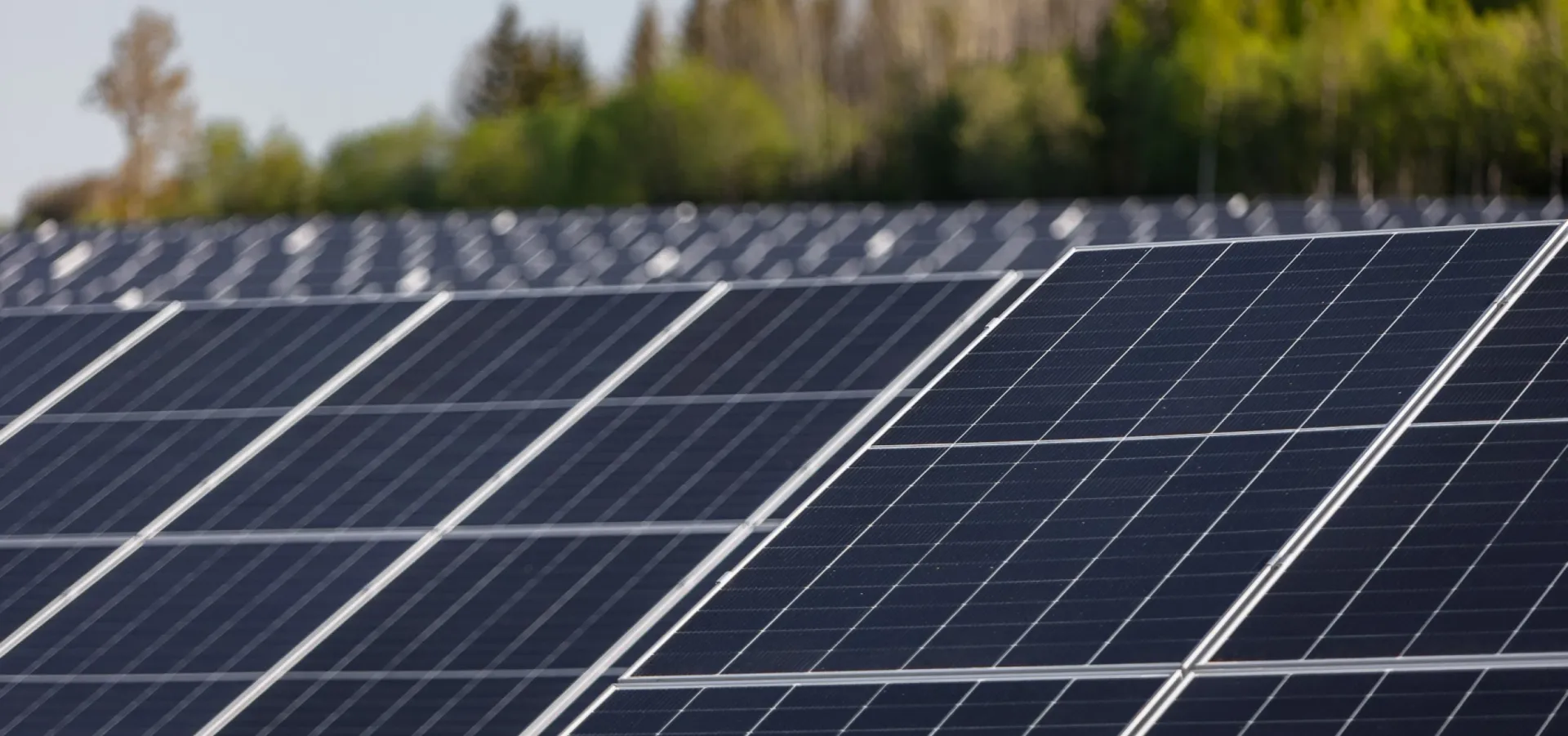 The 72.5 MW Stelpe solar farm in Latvia’s Bauska municipality has 121,000 panels supplying power to thousands of households annually